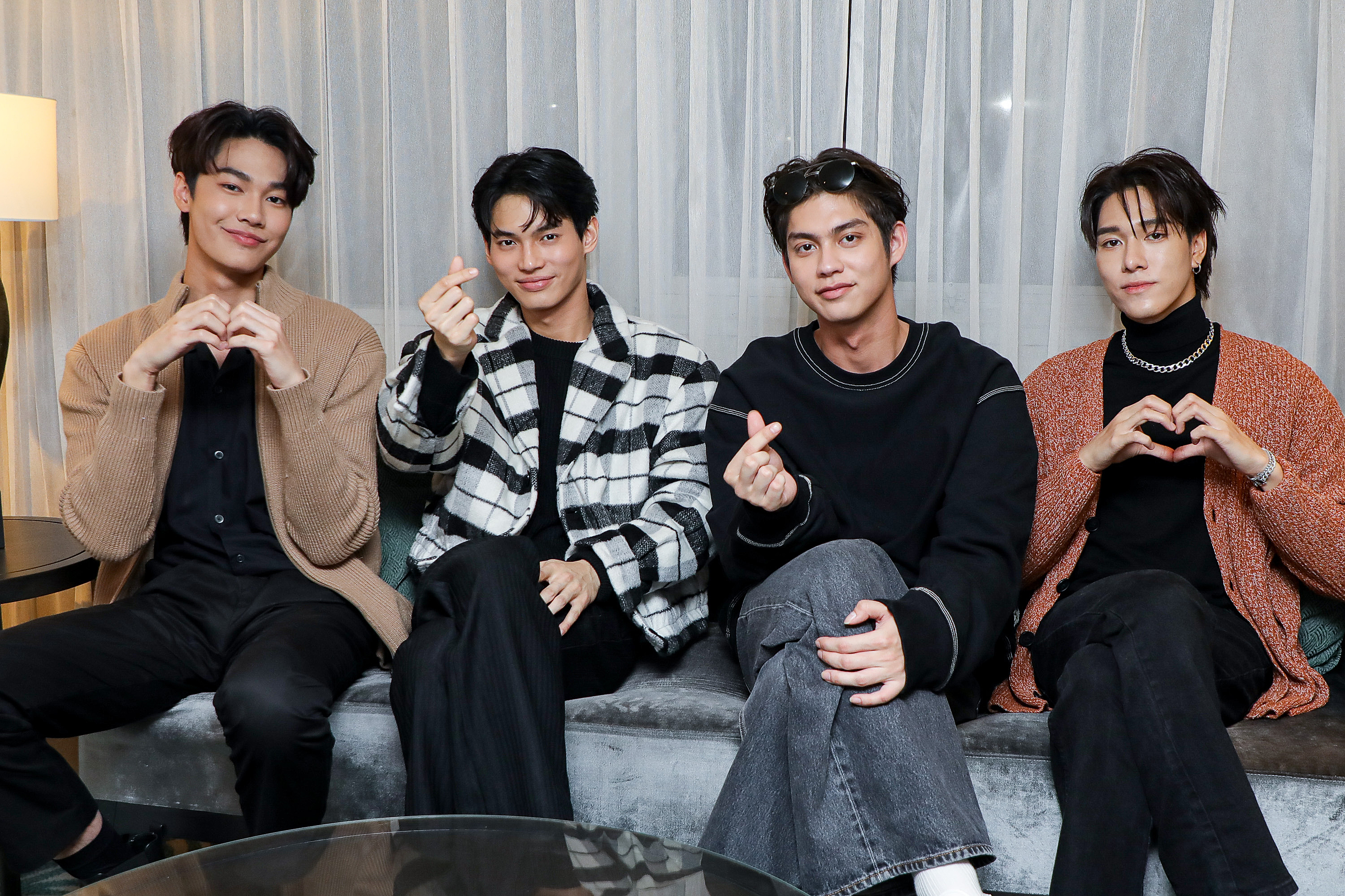 泰國「F4」Dew（左起）、Win、Bright、Nani日前來台抽空本刊專訪，放送愛心獻給台灣粉絲。