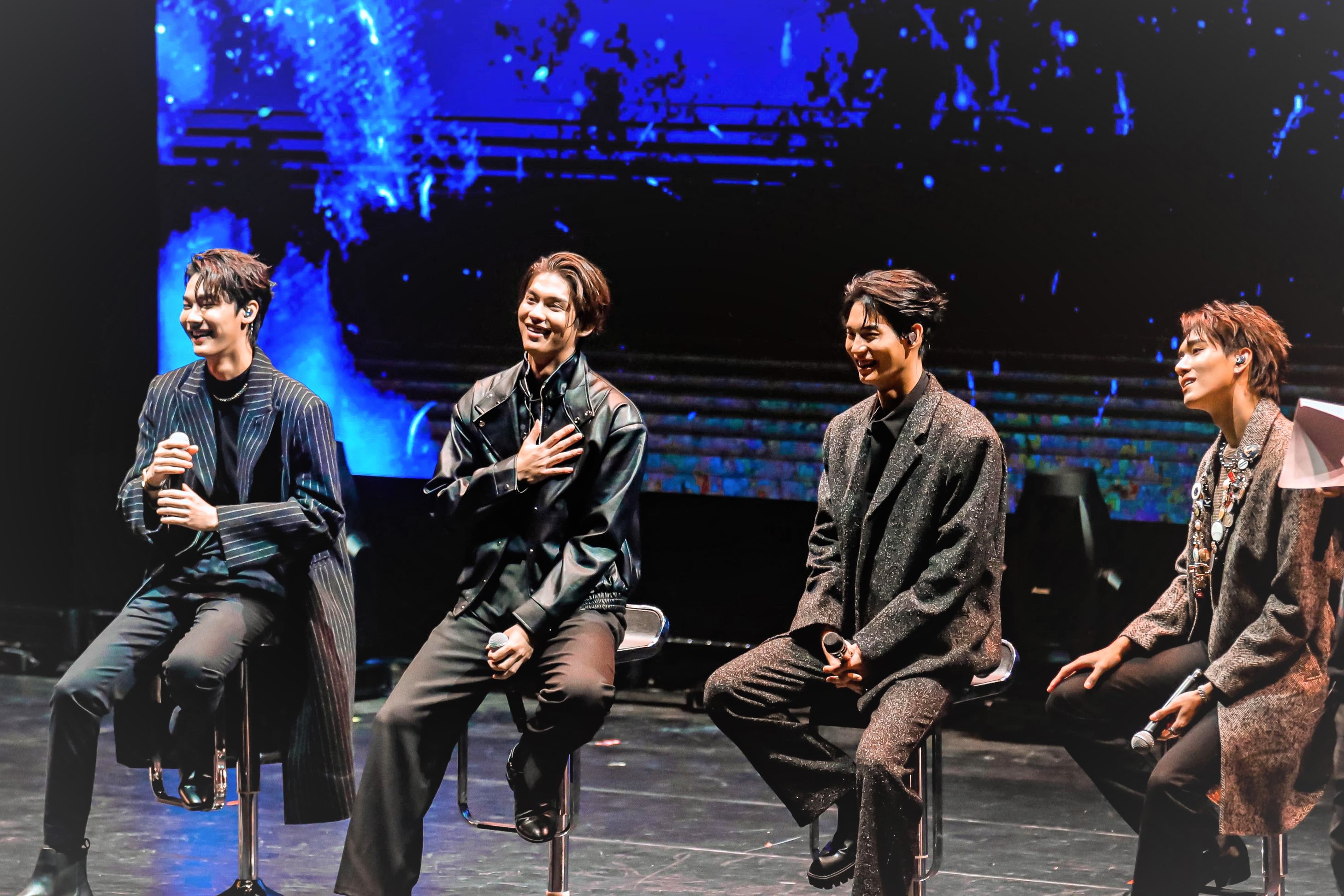 4人月初在台北國際會議中心舉辦「Shooting Star Asia Tour in Taipei」見面會，吸引3,000粉絲到場。（讀者提供）
