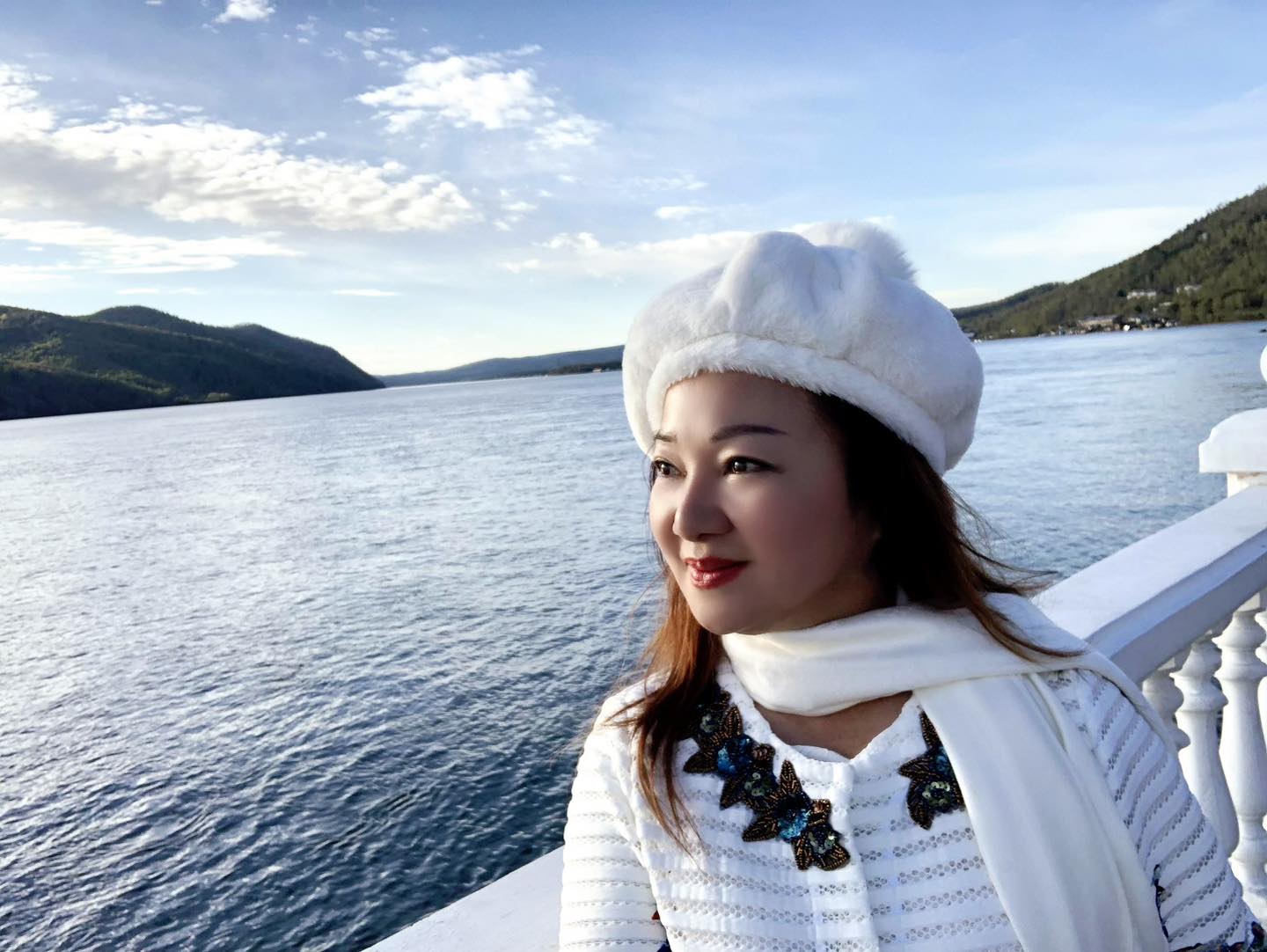 白冰冰說，自己聽到劉文正的死訊一夜沒睡，但幸好後來證實只是烏龍爆料。（翻攝自白冰冰臉書）