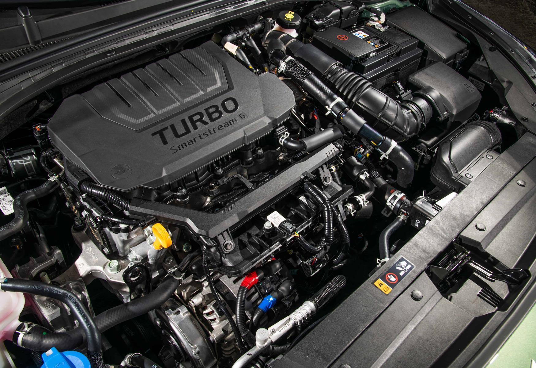 搭載1.5T 48V智慧油電新能源動力，擁有節能舒適與高效能等優勢，更有高達 19.0km/L 的優異油耗表現。