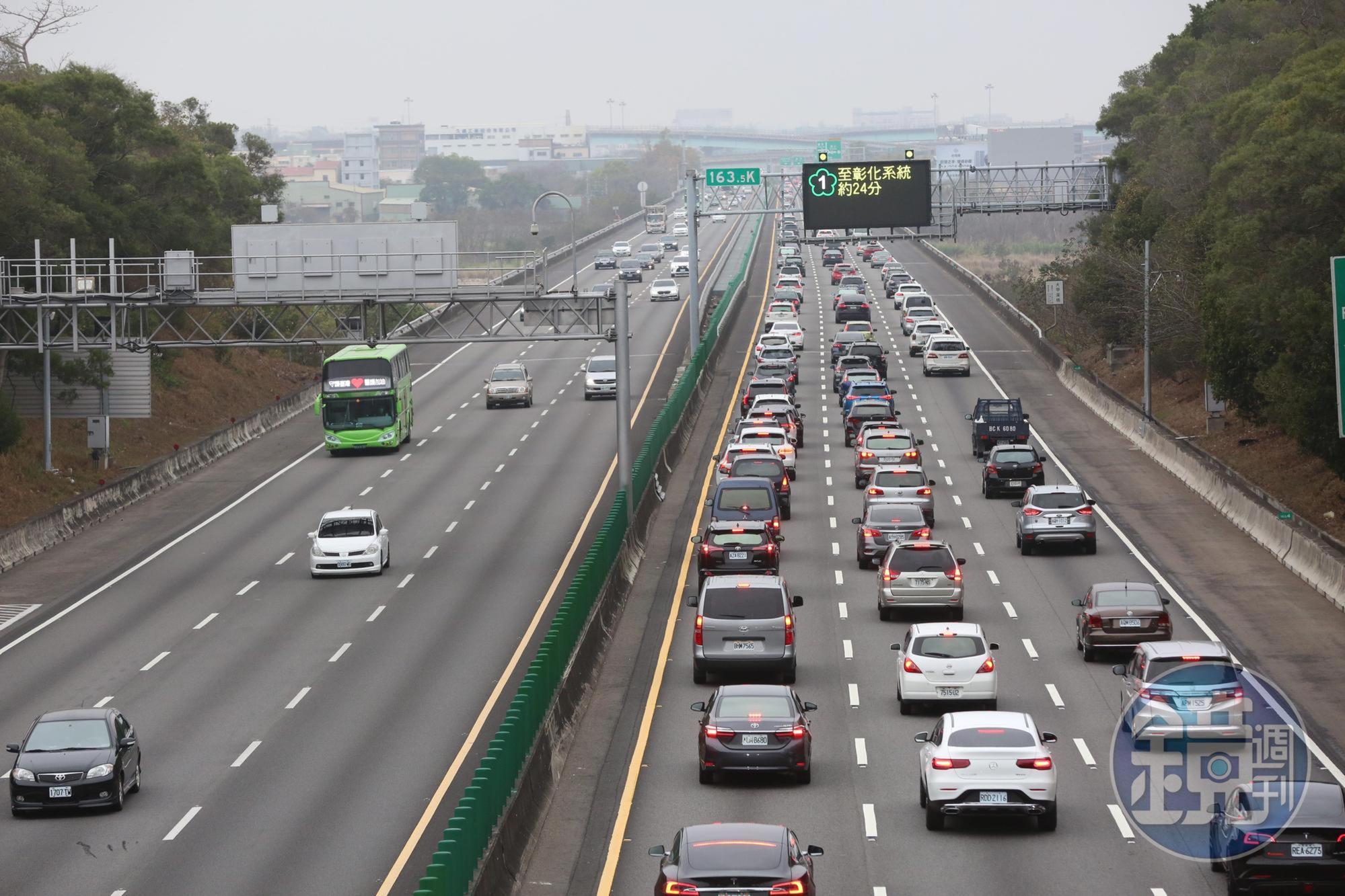 台灣6都有5都登上塞車排行榜,其中台中位居全台第1、全球第17。(塞車示意圖,本刊資料照)