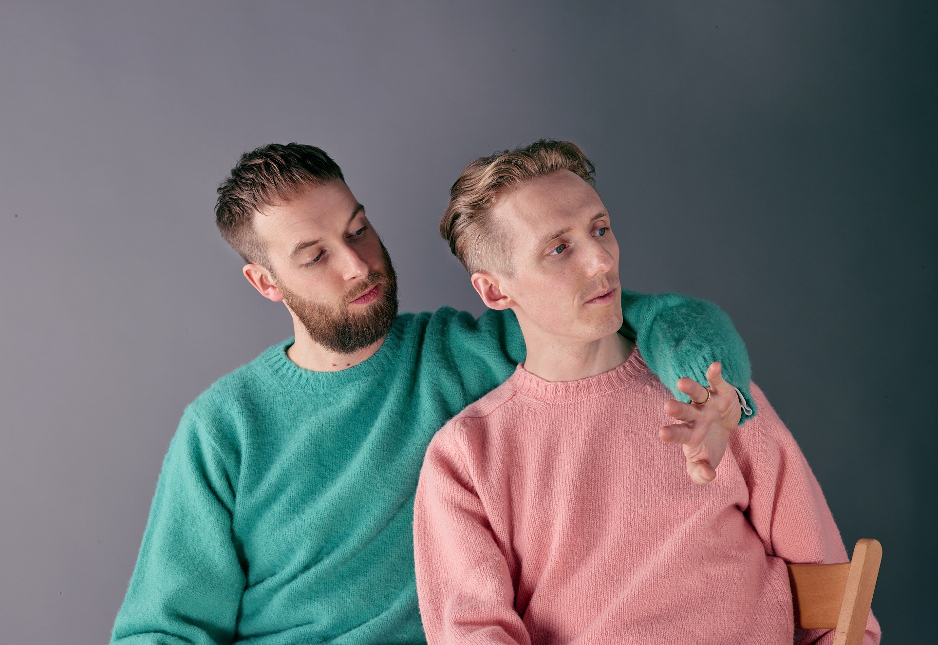 英國暖男電音組合HONNE台灣演唱會秒殺,宣布加場。(寬宏藝術提供)