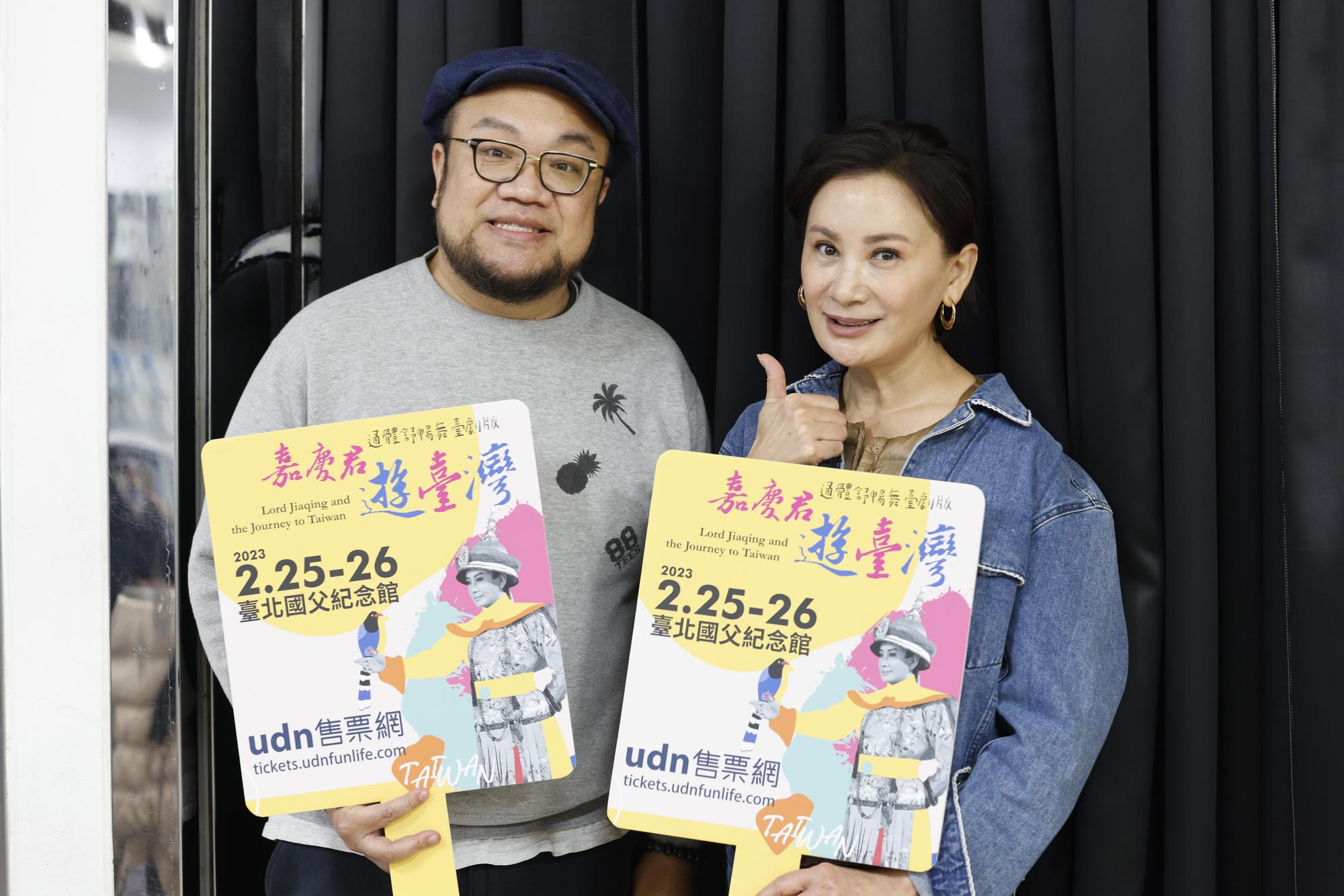 葉天倫被陳亞蘭為歌仔戲而活投入的精神感動。(欣湉國際提供)