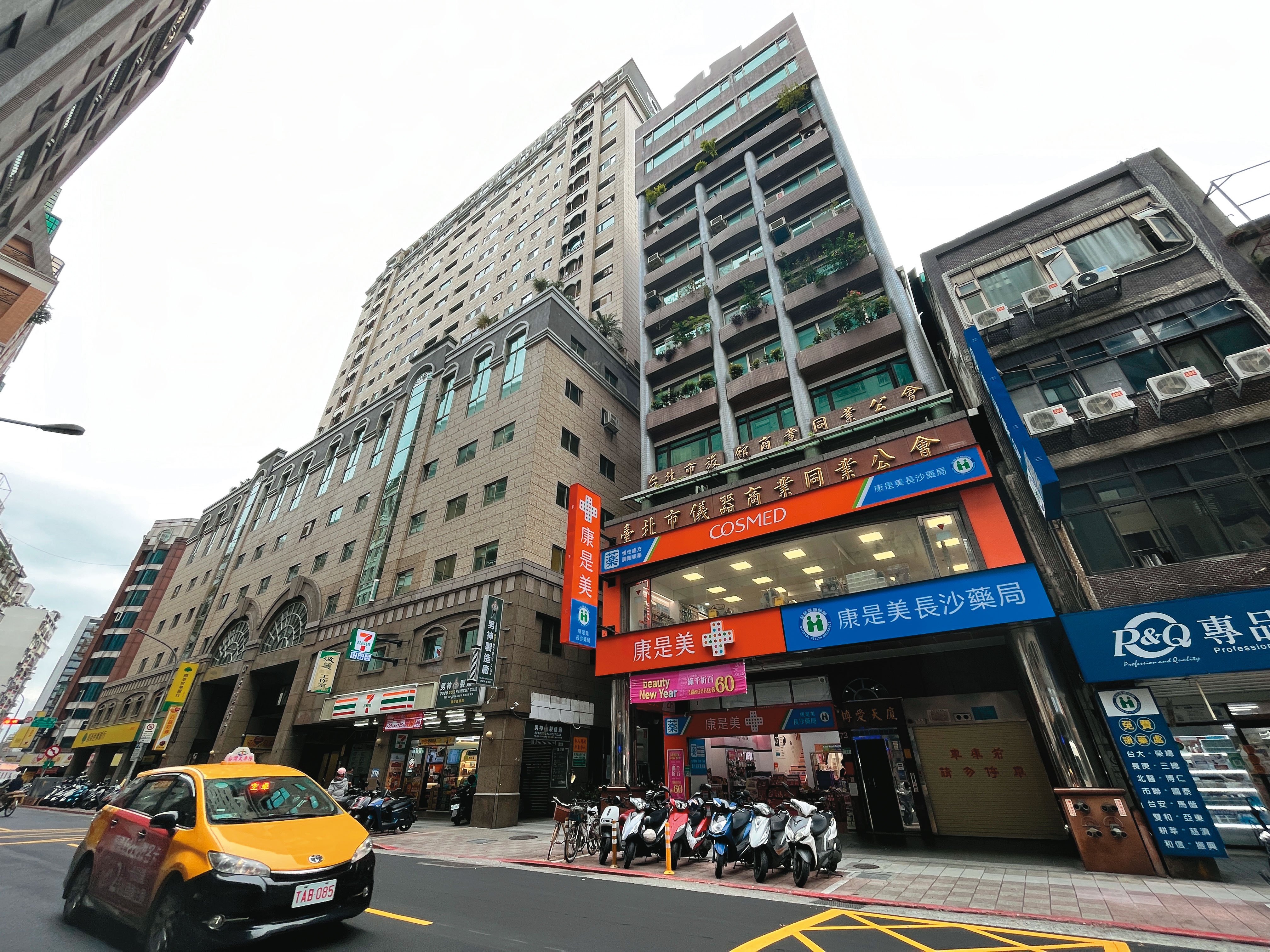 台北市旅館公會位在北市西門町長沙街的現有會址，是公會自有資產。