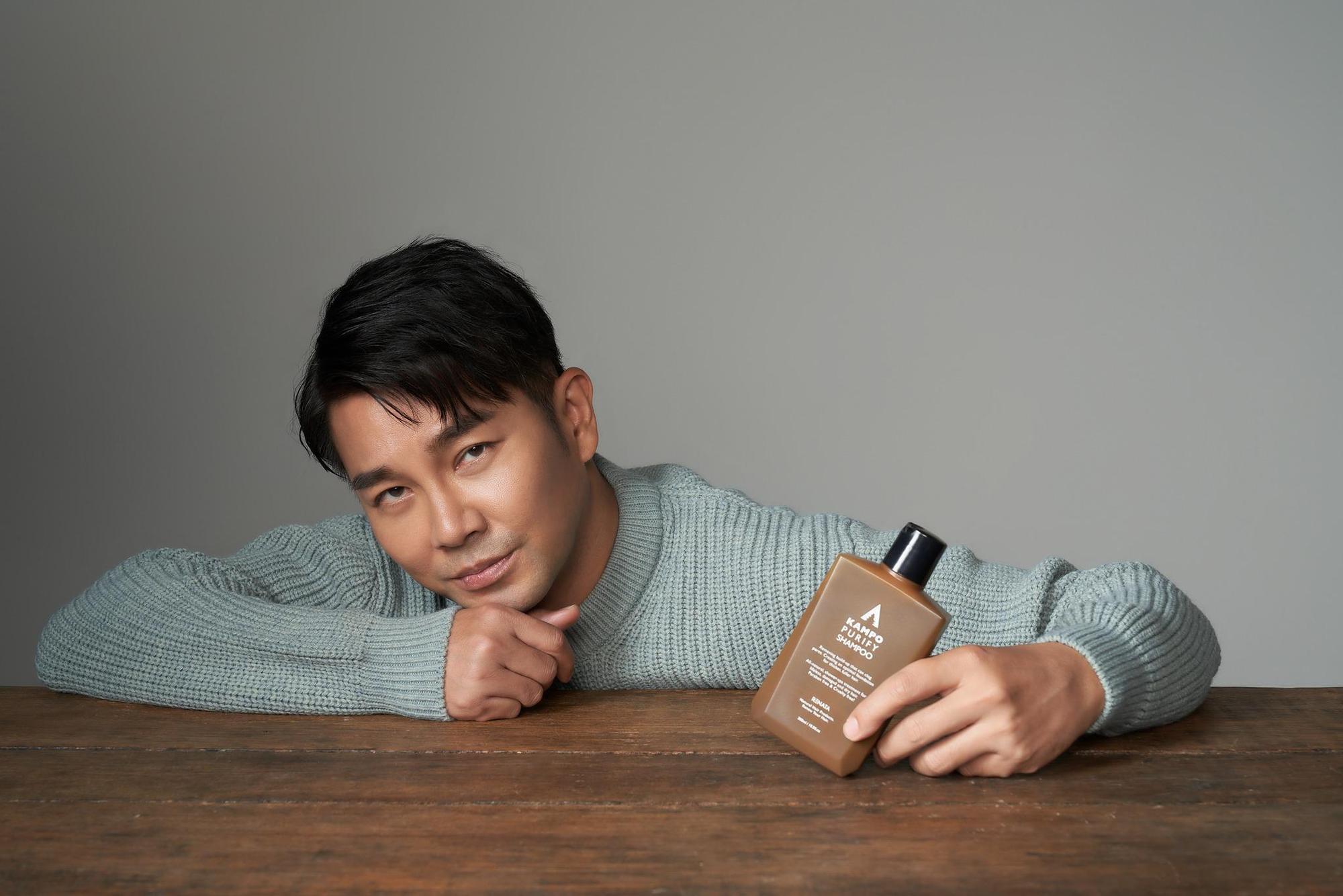 謝承均每年初二都會到劉以豪家吃飯。(翻攝自謝承均臉書)