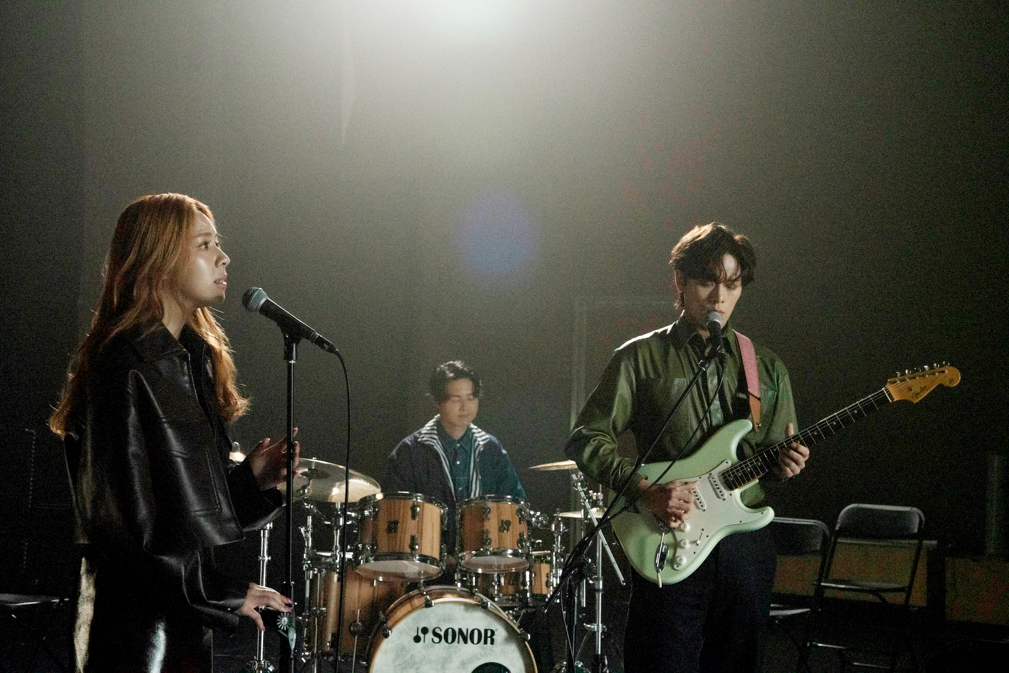 告五人第二波主打歌〈一念之間〉MV在情人節推出，3天累計近30萬次點閱。（相信音樂提供）