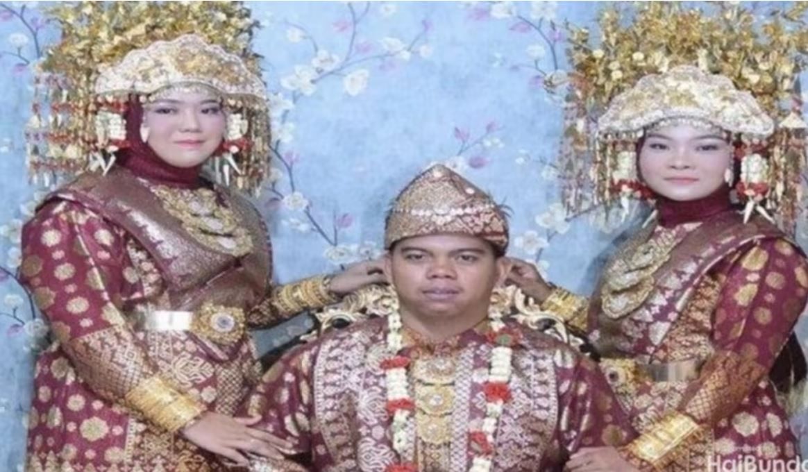 印尼一名23歲啃老男「一次娶2嫩妻」，並坦言會繼續讓爸媽養，在當地引起熱議。（翻攝自8world）