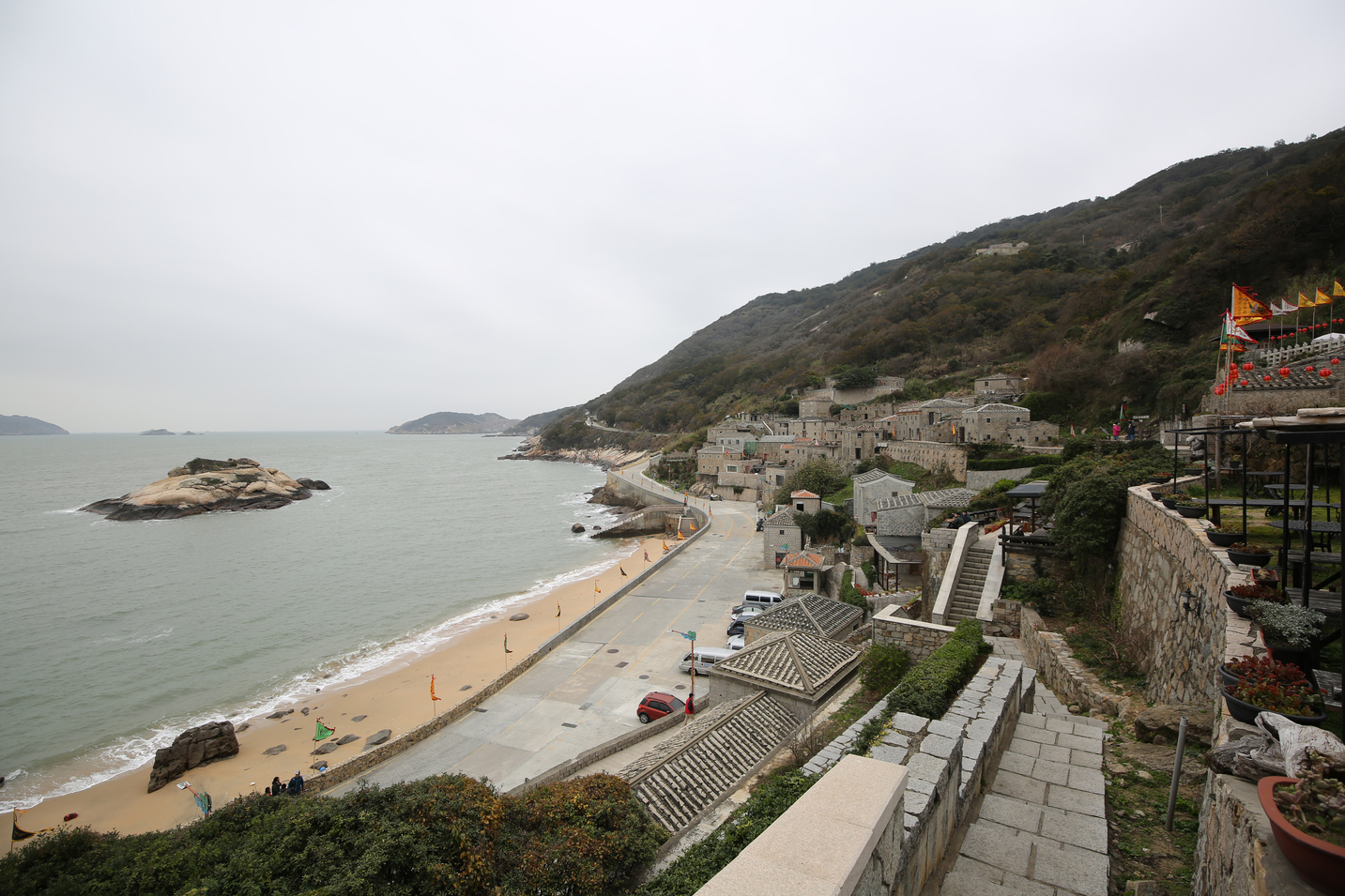 芹壁村保留相當完整的閩式建築，吸引許多觀光客前來旅遊。