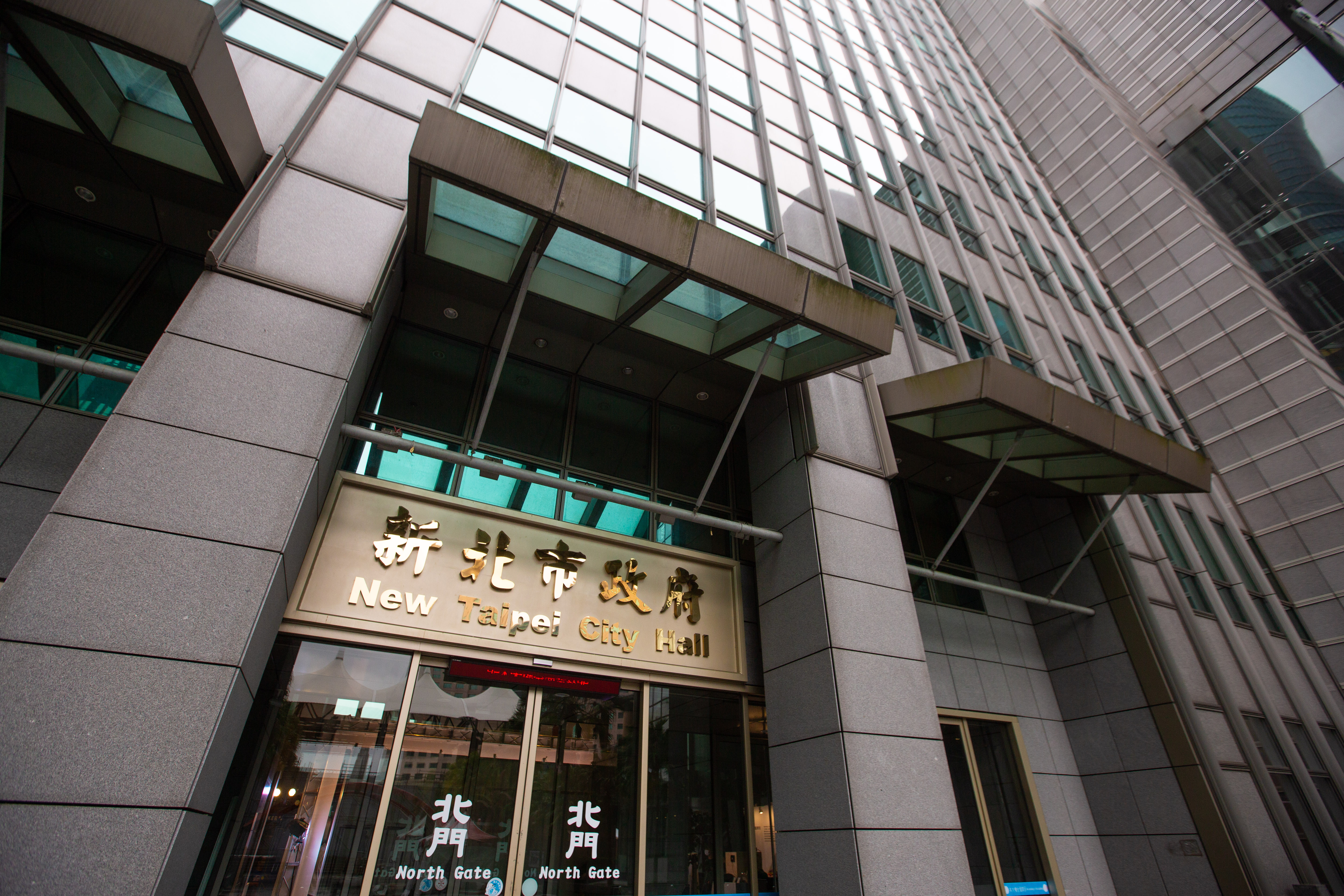 新北市政府違建拆除大隊爆出對違建放水，工務局證實已將相關同仁予以停職。（本刊資料照）