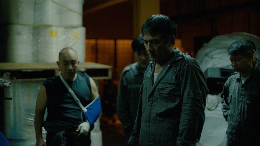 如今僅在作品中出現，平日幾乎不出席任何公開活動的戴立忍，這次挑戰演出單親爸爸，每天為了生活掙扎。（文策院提供）