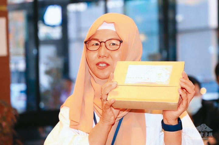 土耳其台灣商會會長張家蘭（圖）強調，他們會持續援助土國災民。（土耳其台灣商會提供）