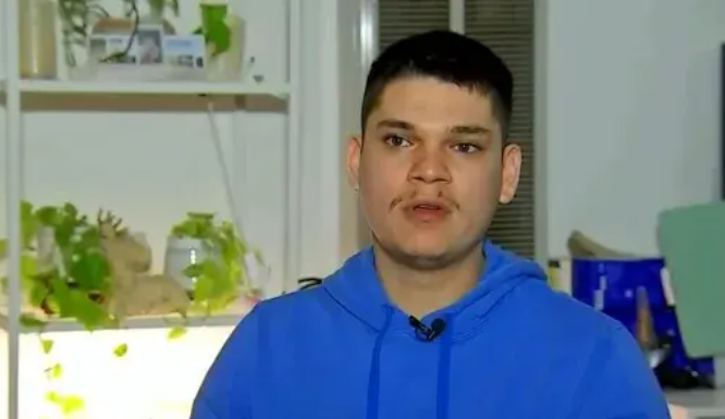 阿瓦雷茲認為，這群辣妹想說他不太會說英文，就故意惡搞他。（翻自《紐約郵報》）