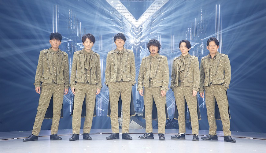 V6成軍26年後解散,成員發展個人活動,井之原快彥(左三)目前是Johnnys' ISLAND社長,三宅健(右二)在5月退出傑尼斯後仍將在演藝圈發展。(網路圖片)