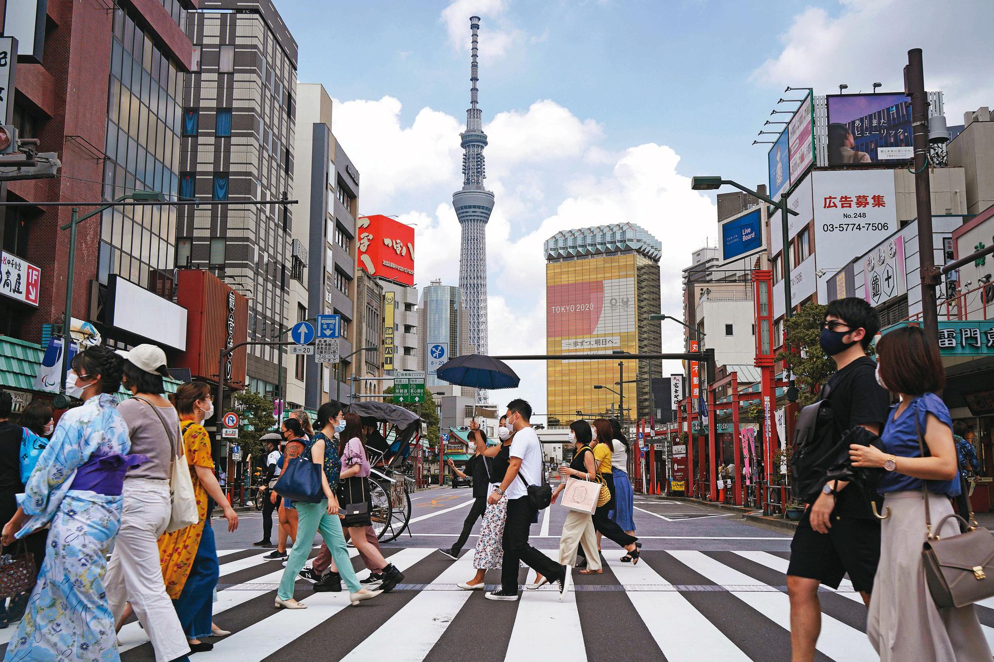 海外置產再掀風潮，做足功課釐清實際投報是關鍵。圖為日本東京淺草。（達志影像）