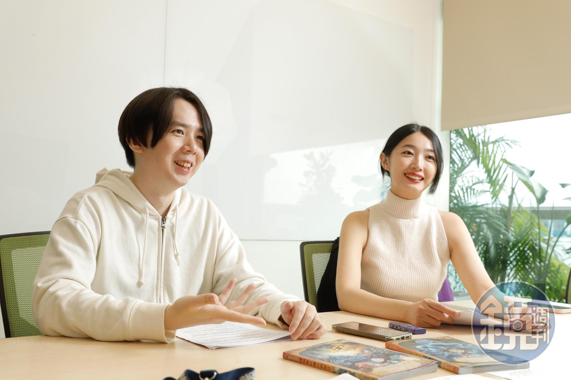 賴惟智（左）17歲時就認識18歲的彭莉婷（右）。