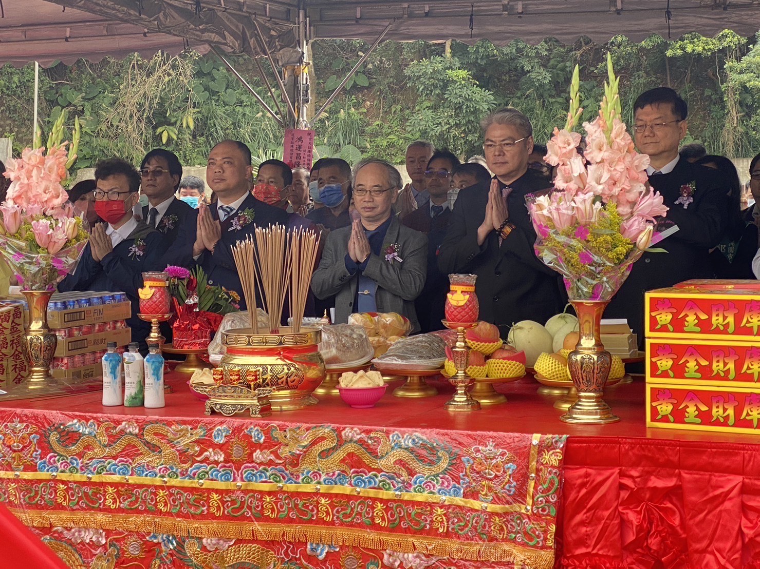 宏大拉鍊舉行新廠動土典禮，董事長鍾富瑋表示，預計明年第二季前即可投入生產。（宏大拉鍊提供）
