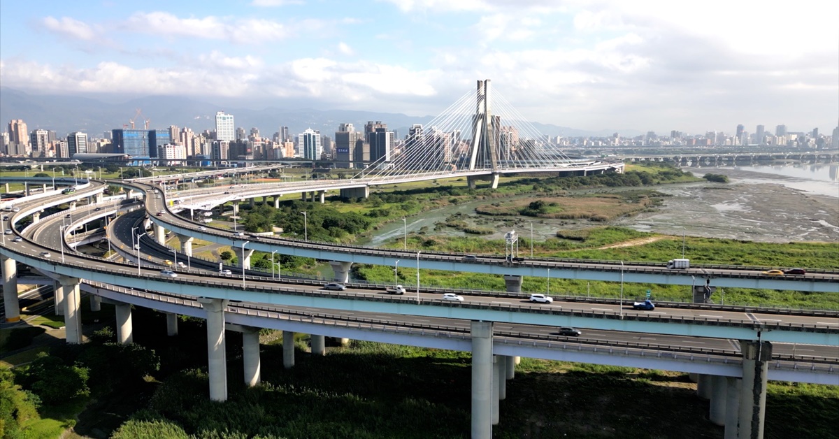 房市怎麼走？帶你親揭第一手真相。