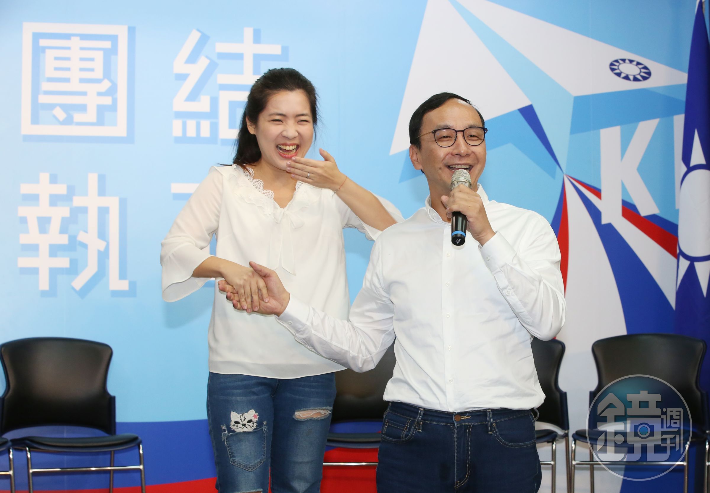 國民黨徐巧芯（左）與秦慧珠隔空互槓，黨主席朱立倫（右）呼籲黨員們應多做為黨好、為國家好的事，「多說一些好話、存一些好心」。（本刊資料照）