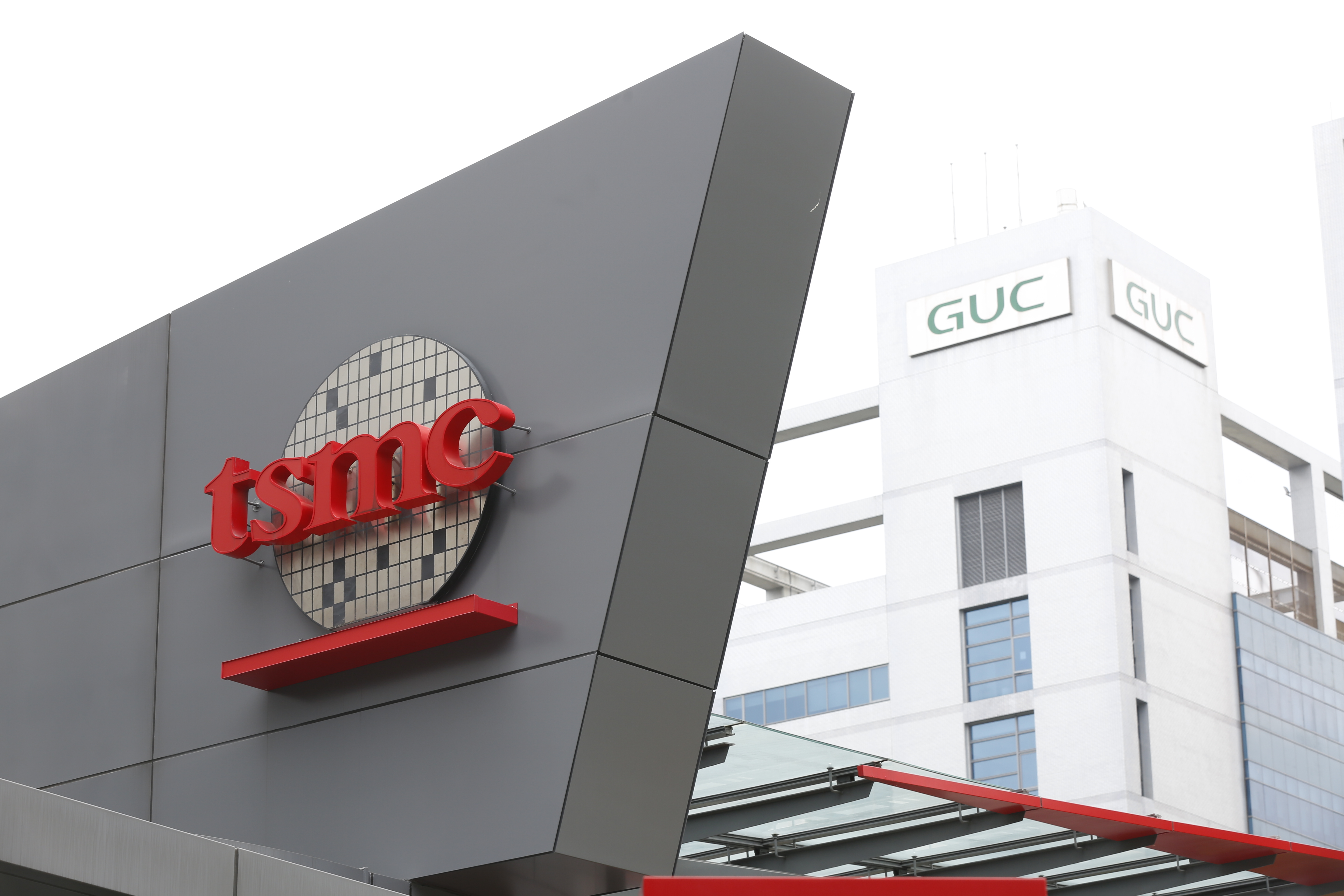 台積電表示，了解海內外廠有成本差異，都在規劃考量中。