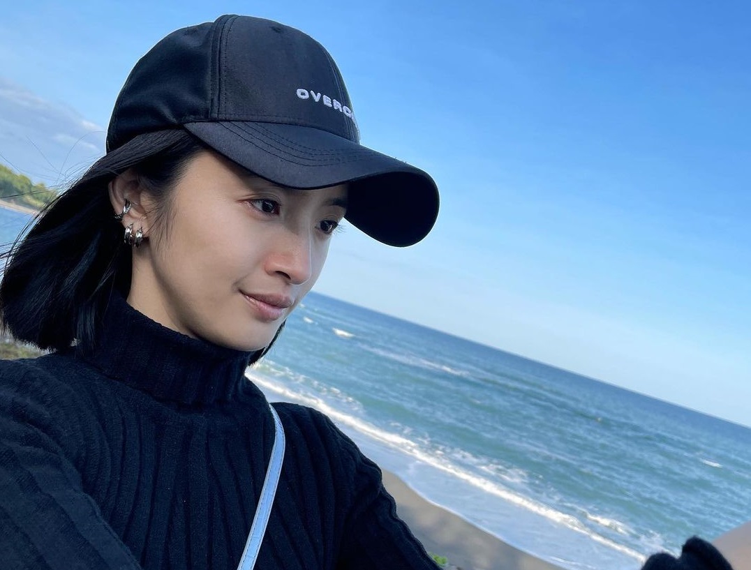 林依晨為慶祝出道21週年，週日（26日）舉辦粉絲同樂會。（翻攝自林依晨IG）