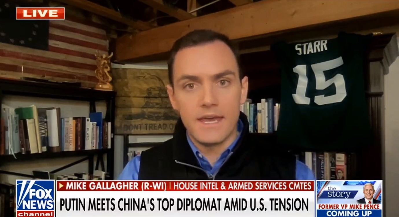 美眾院中國委員會主席蓋拉格日前密訪台灣，返美後受訪提到協助台灣防衛的重要性。（翻攝自推特）