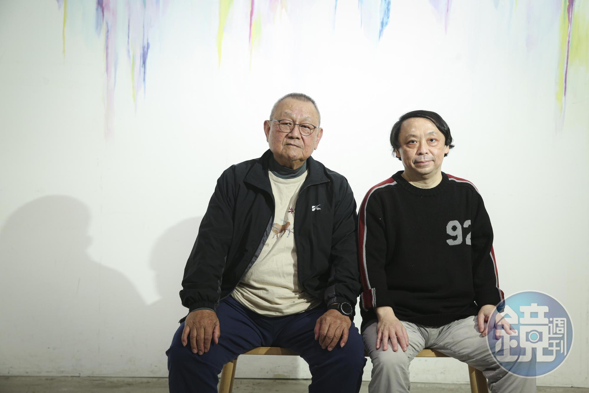 導演李岳峰（左）在監製蘇義雄（右）鼓勵下，重啟擱置十多年的《牛車來去》企劃。