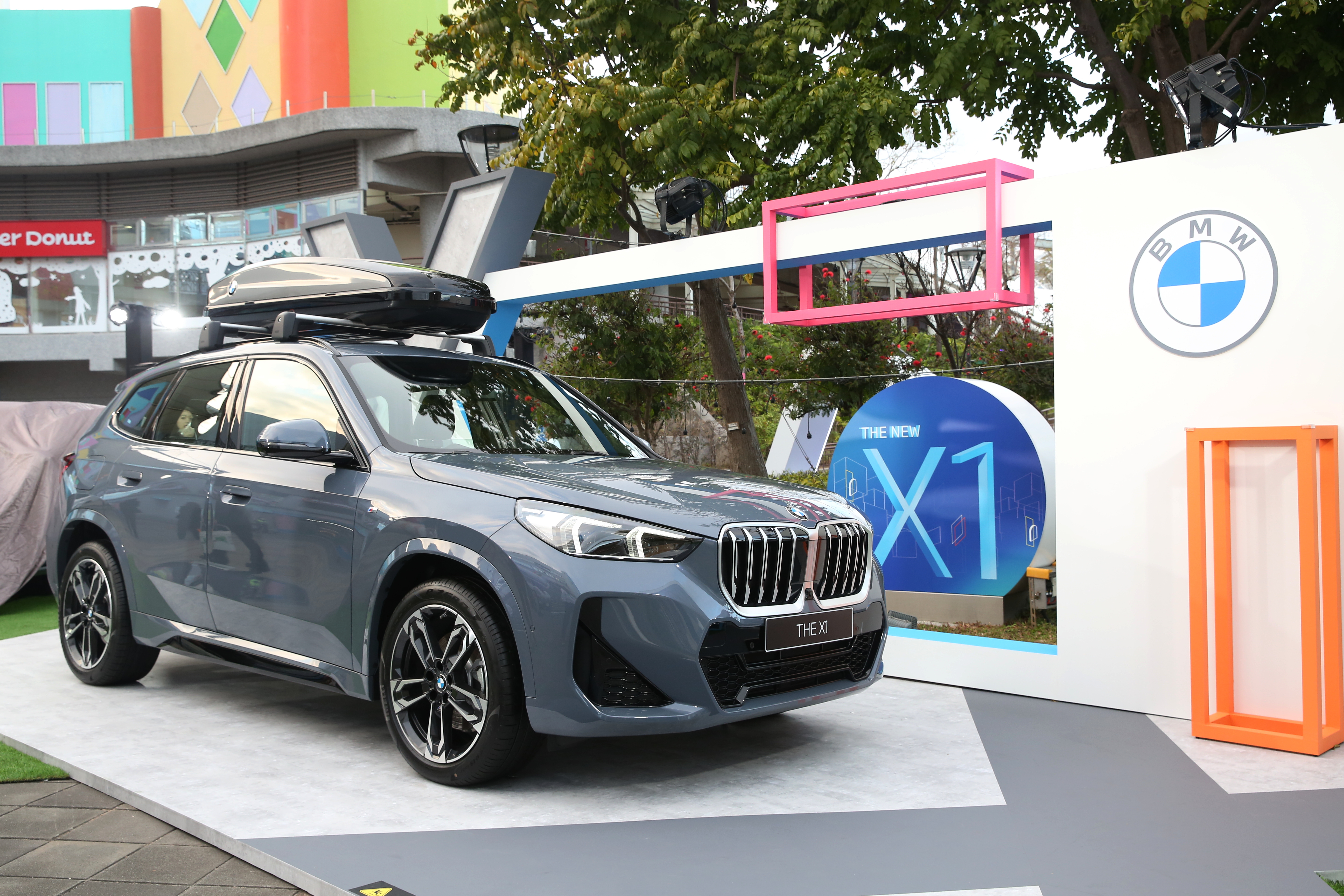 BMW 23日正式在台發表大改款的小型入門休旅X1系列。