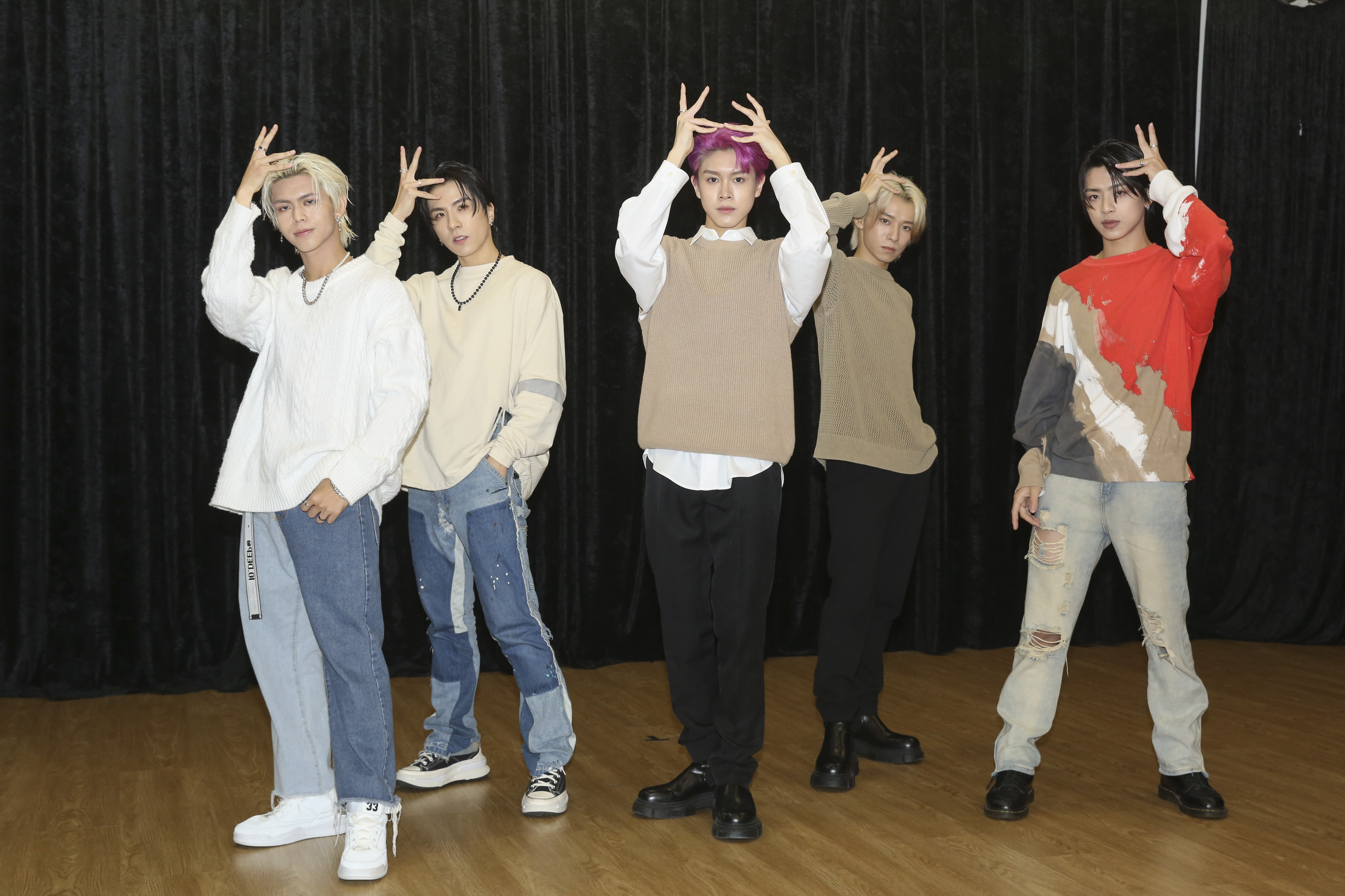 ALL IN 5將在3月11日於新莊ZEPP NEW TAIPEI舉辦首場售票演唱會。