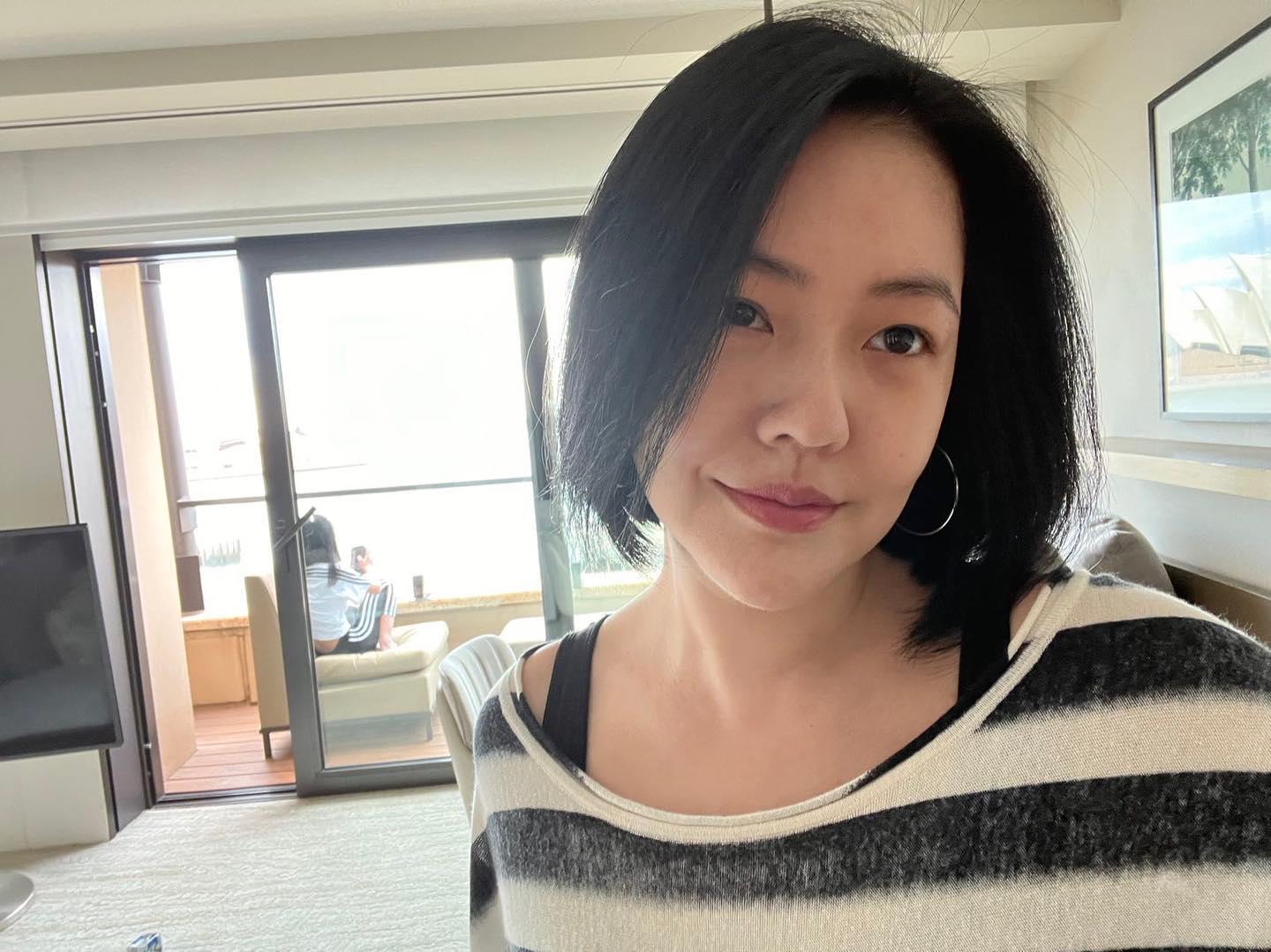 小S代言的產品標榜「消除橘皮組織」,遭衛生單位開罰。(翻攝自小S臉)