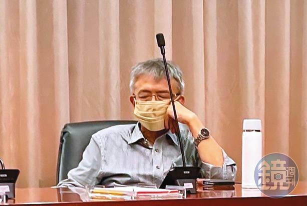 運安會政風室近日調閱會議畫面，企圖找出拍攝楊宏智（圖）打瞌睡的吹哨者。（讀者提供）