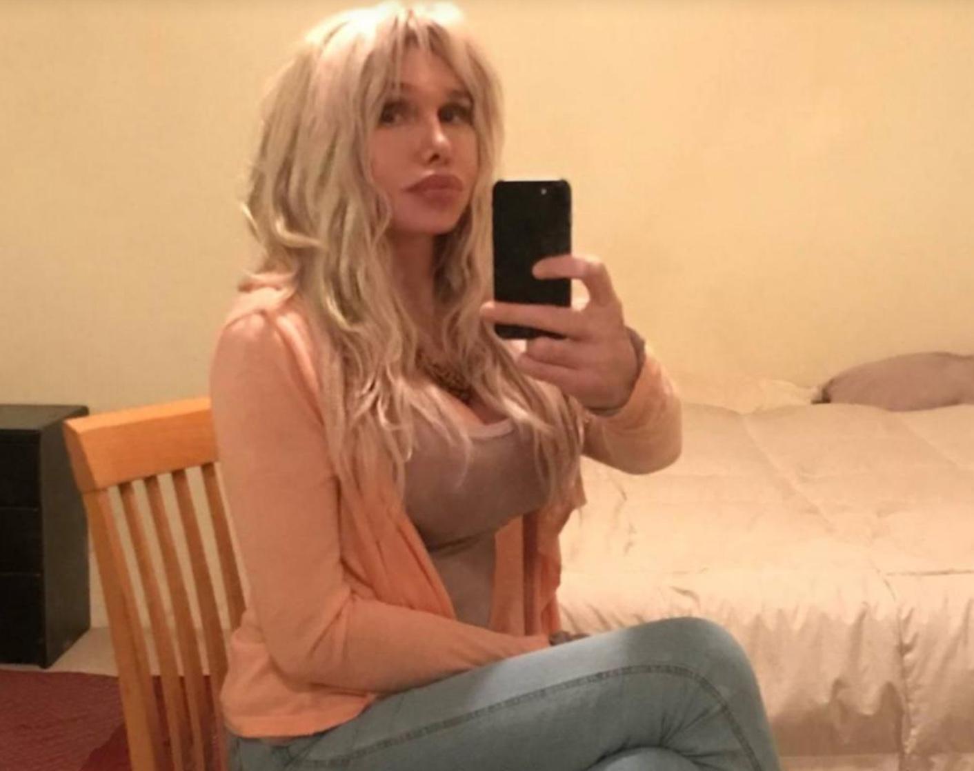 自稱「38歲G罩杯熟女」的金柏莉其實是69歲的變性人,她在提供性服務時遭赫克托殺害。(翻攝9news)