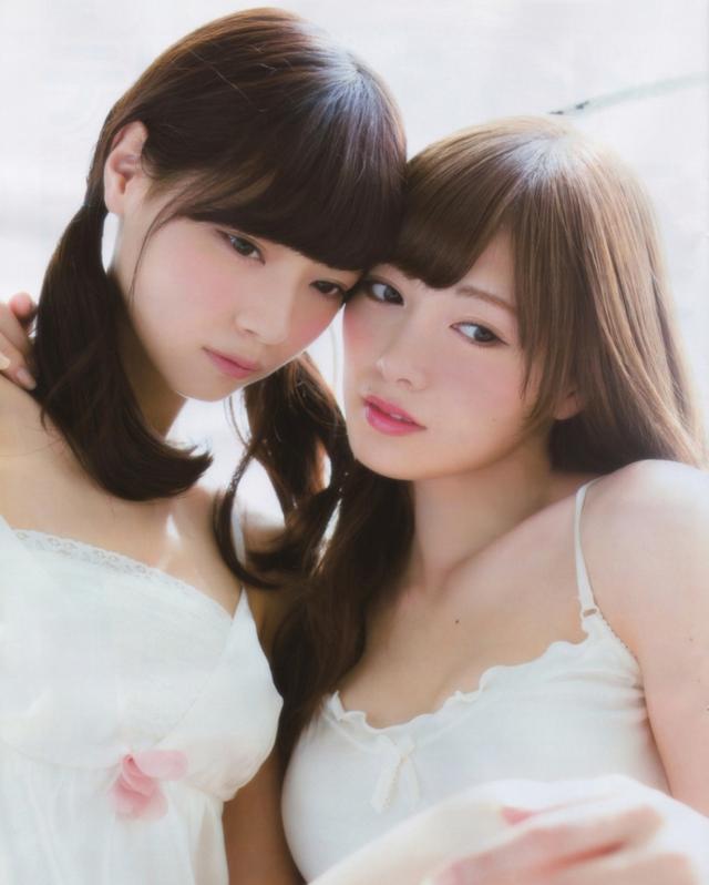 白石麻衣和西野七瀨2016年為週刊雜誌拍攝閨密大片。(翻攝自網路)