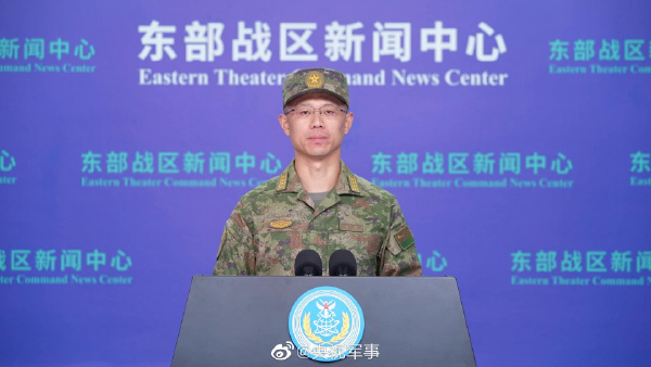 中共解放軍東部戰區發言人施毅迅速發新聞稿稱「堅決反對」，還嗆美國危害台海和平。（翻攝自微博）