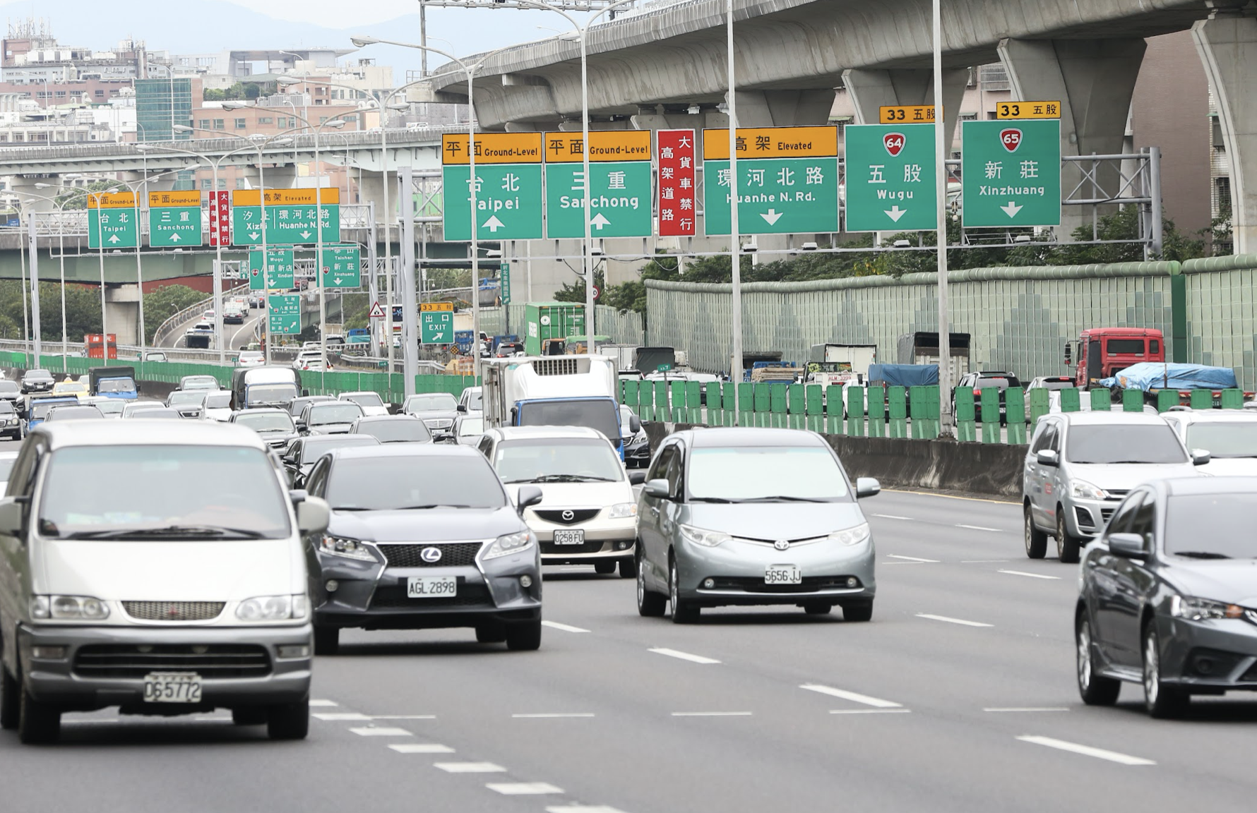 228連假到最後一天，將湧北上車潮，高公局預判國道共有11路段壅塞。（資料照）