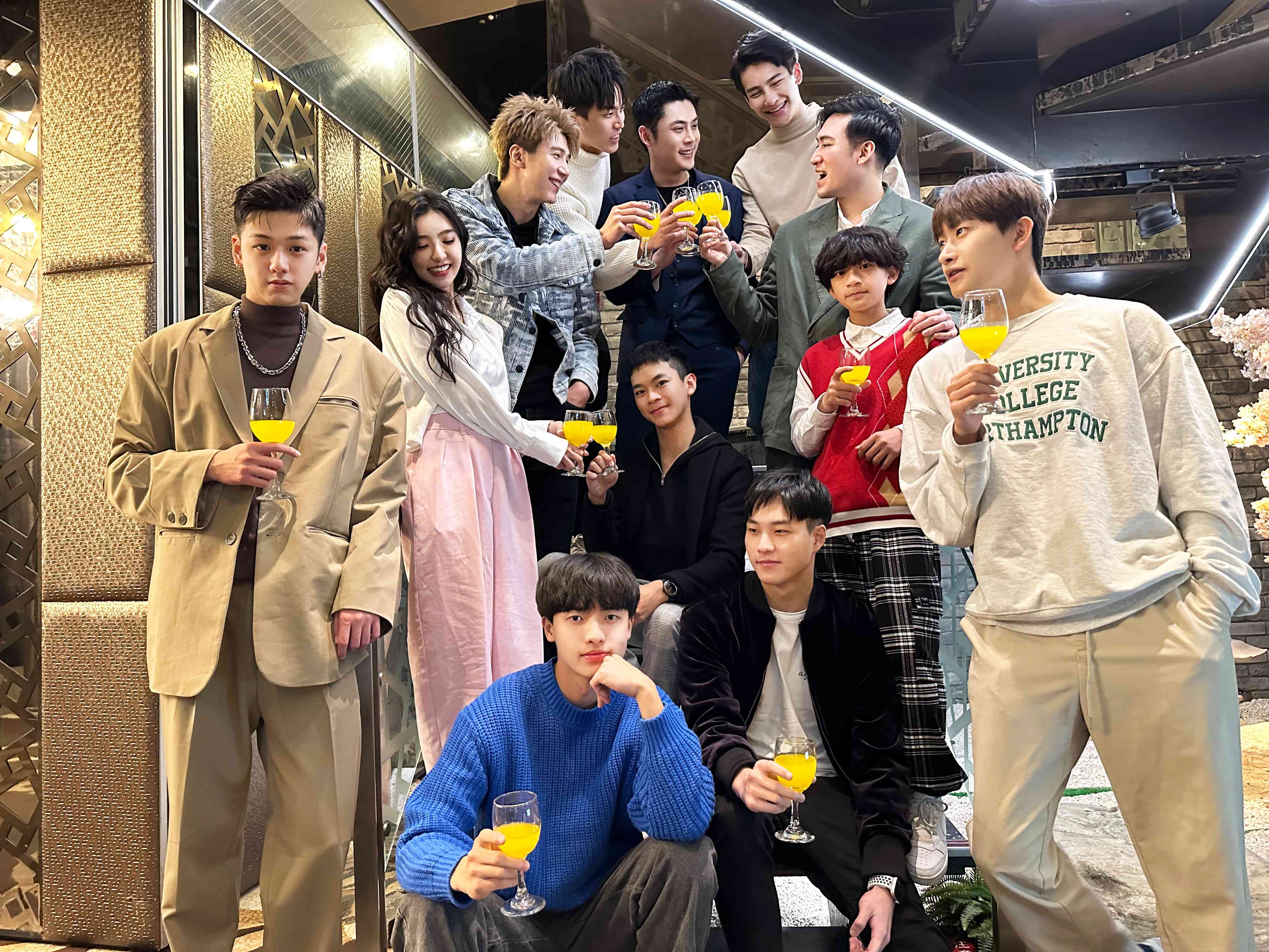 沈建宏（綠衣者）二度確診激瘦到六字頭體重。（達騰娛樂提供）