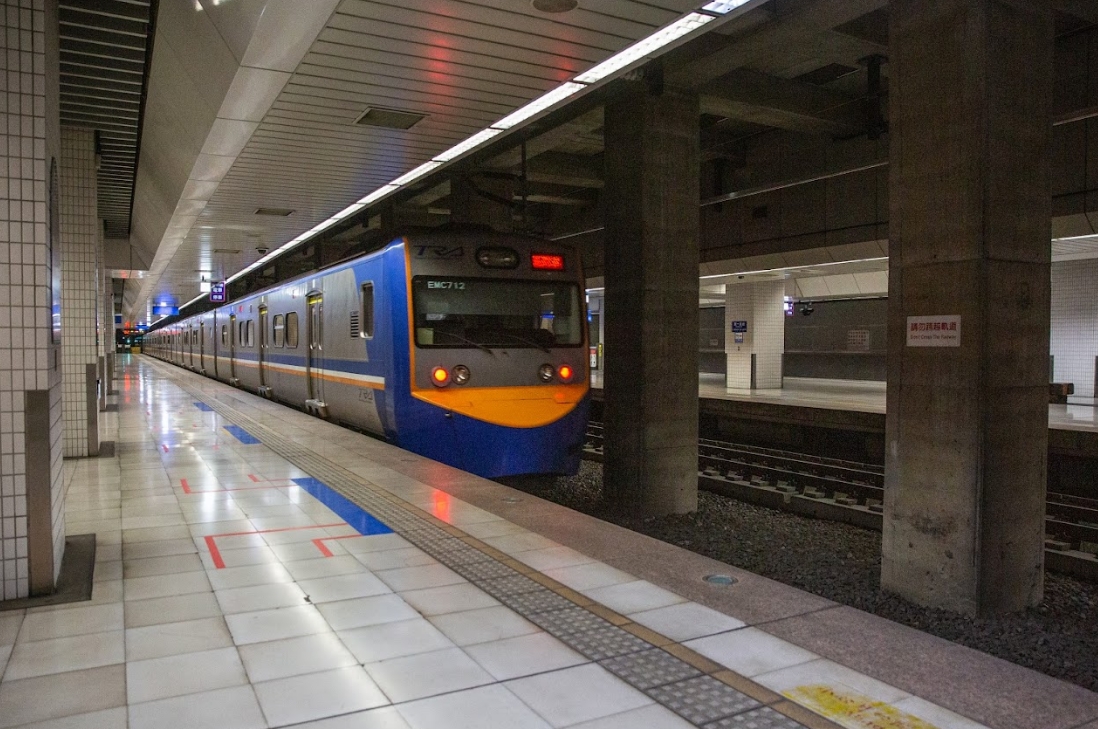 再過一個月就是清明節五天連續假期，台鐵今（1）日宣布，清明連假全線加開189班列車，3月3日凌晨開搶。（資料照）