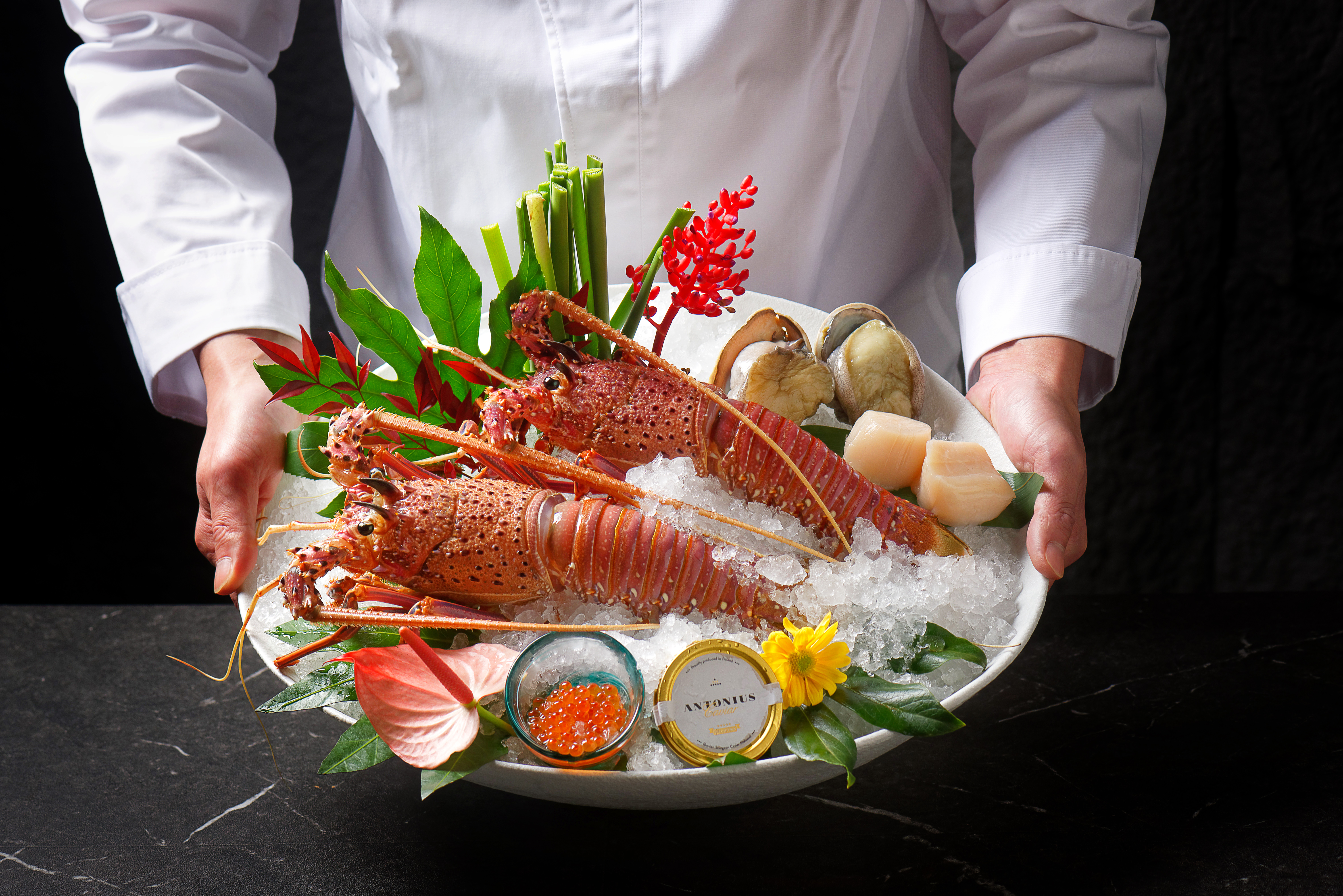 一鰭會成為桃園美食新地標，執行長林彥杰熱愛日本文化，從小隨著父親開業的餐廳了解日本文化，深深迷戀職人的專業精神，