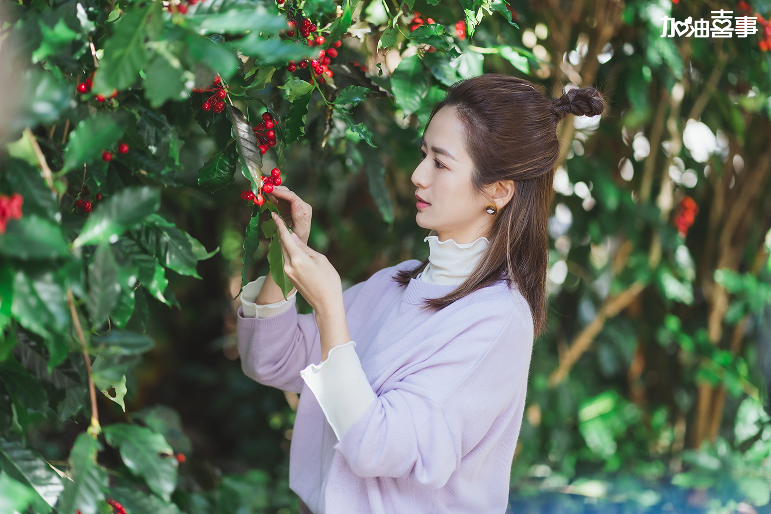 臧芮軒戲裡戲外都熱愛咖啡。（TVBS提供）