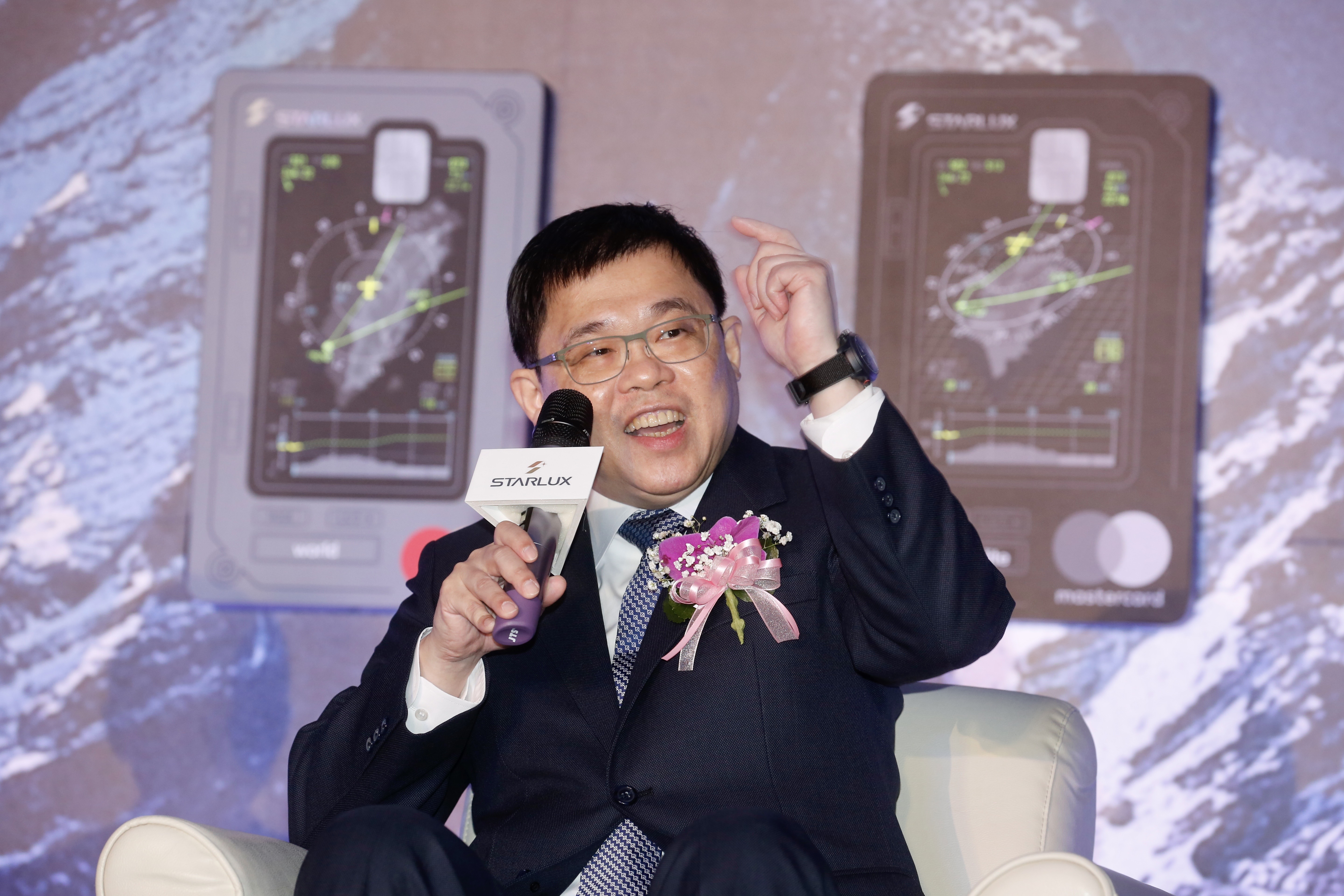 張國煒出席星宇航空玉山銀聯名卡發行記者會，被問到股價問題公開回應了。