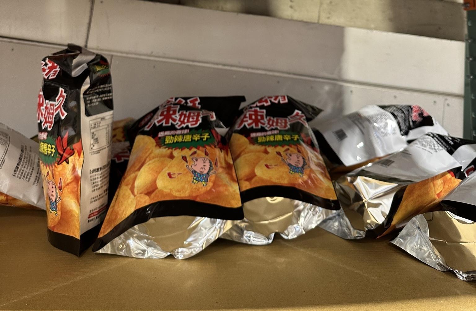 卡辣姆久唐辛子洋芋片為好市多熱賣商品,如今價格已調漲至175元。(翻攝自Costco好市多 商品經驗老實說)