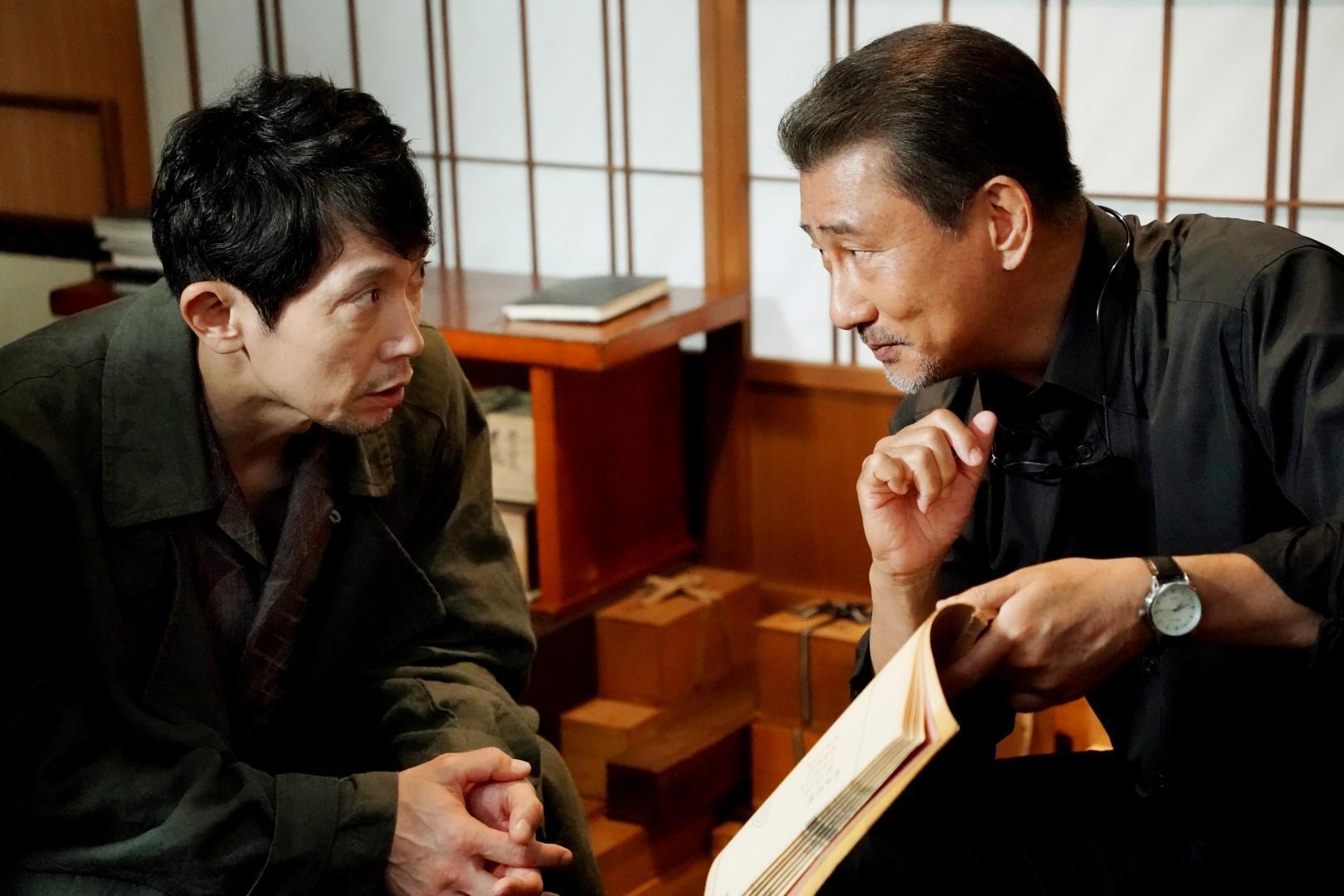 中井貴一(右)、佐佐木藏之介三度合體演出《噓八百:浪花夢之陣》。(金馬提供)