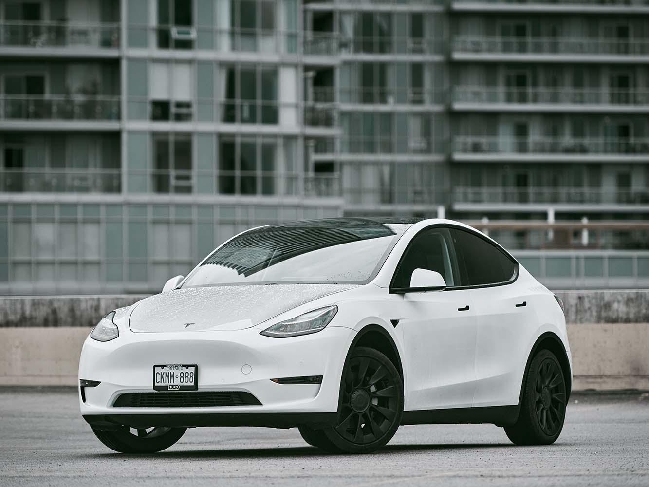 TESLA Model Y Long Range
