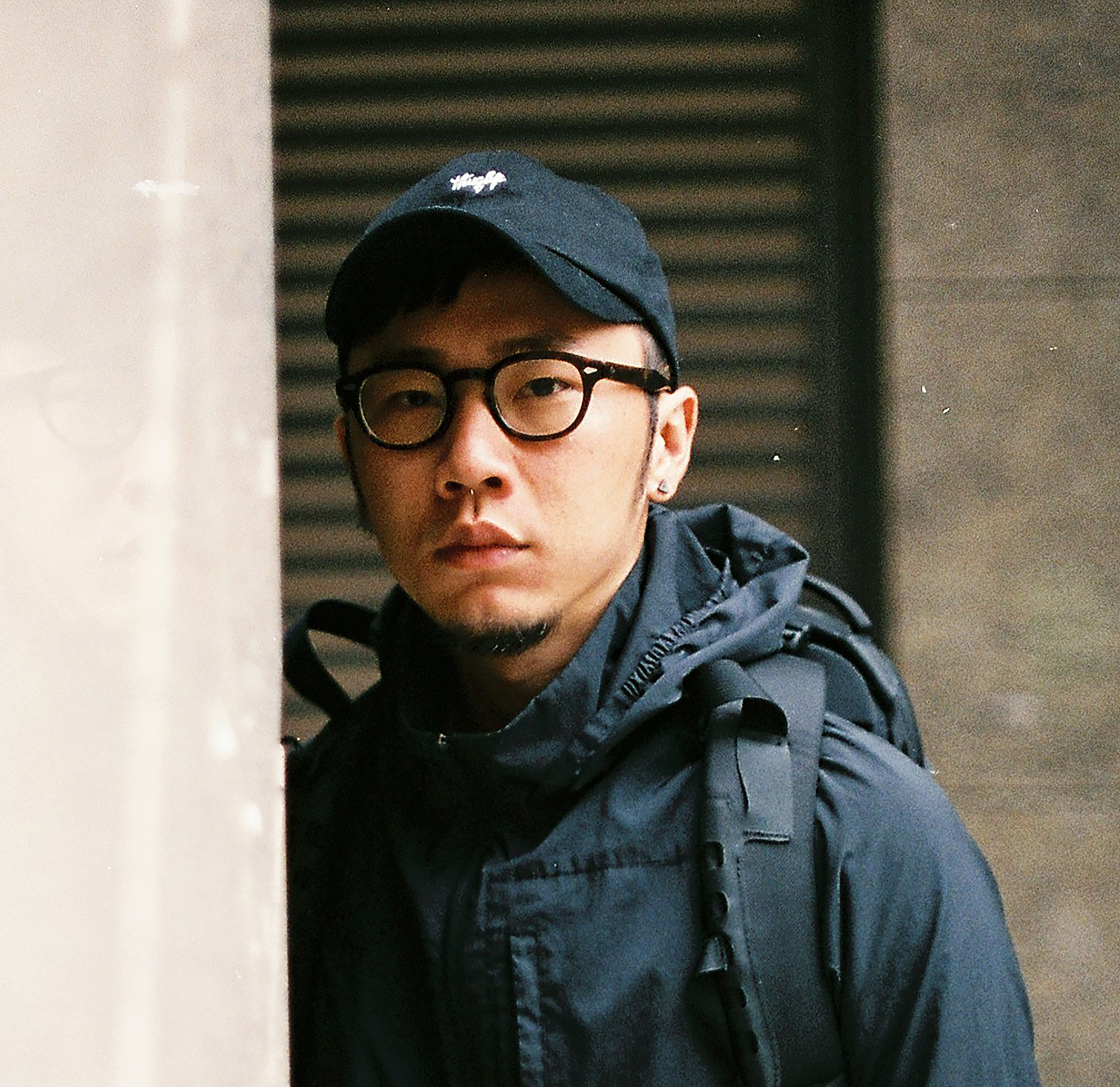 導演曾慶宏將自己家人的故事搬上銀幕,但他不願說明哪些情節真實發生過,「就當全是虛構的吧。」(甲上提供)