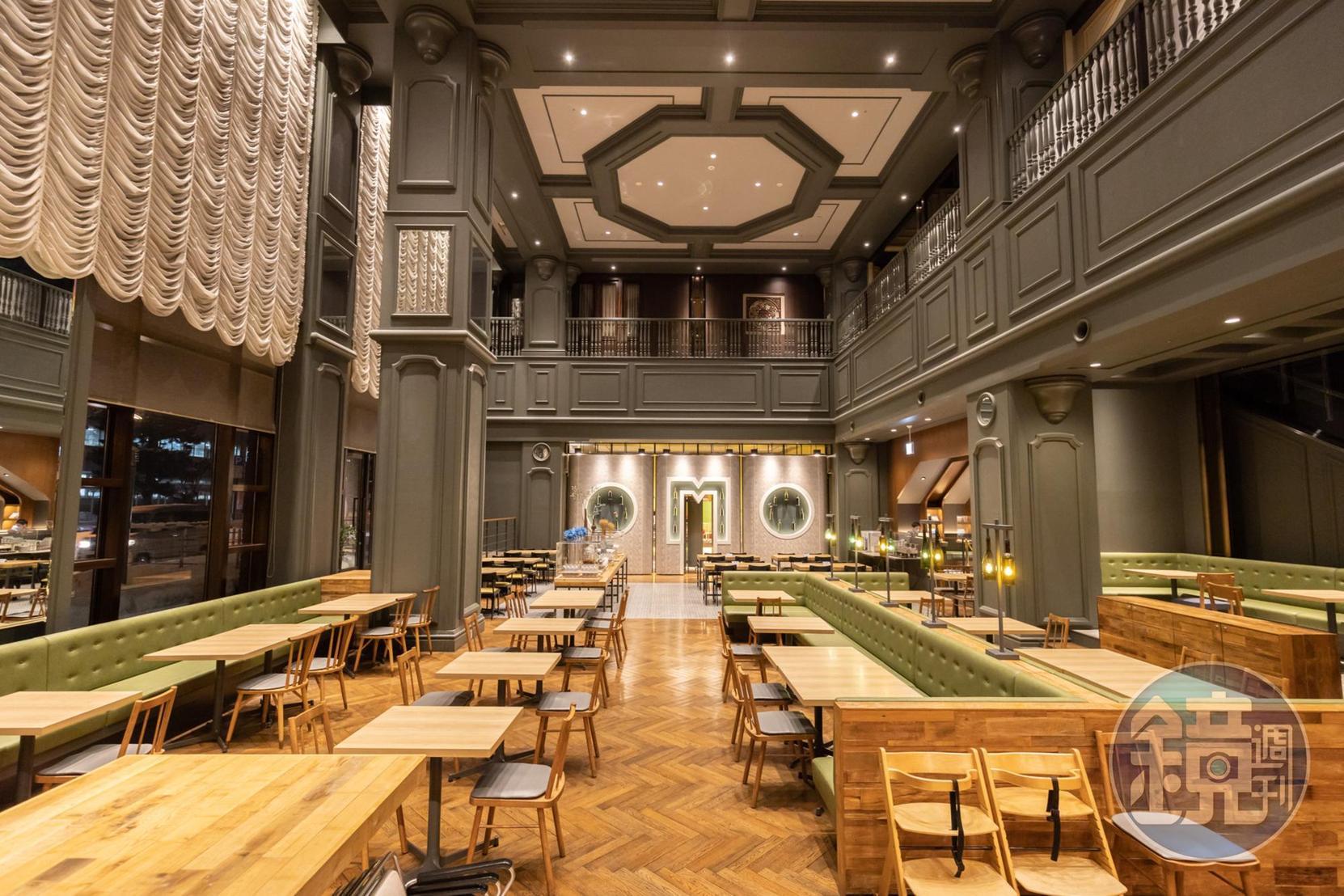 「BAR&CAFE OMO」是早餐供應處，深夜也提供特製聖代。
