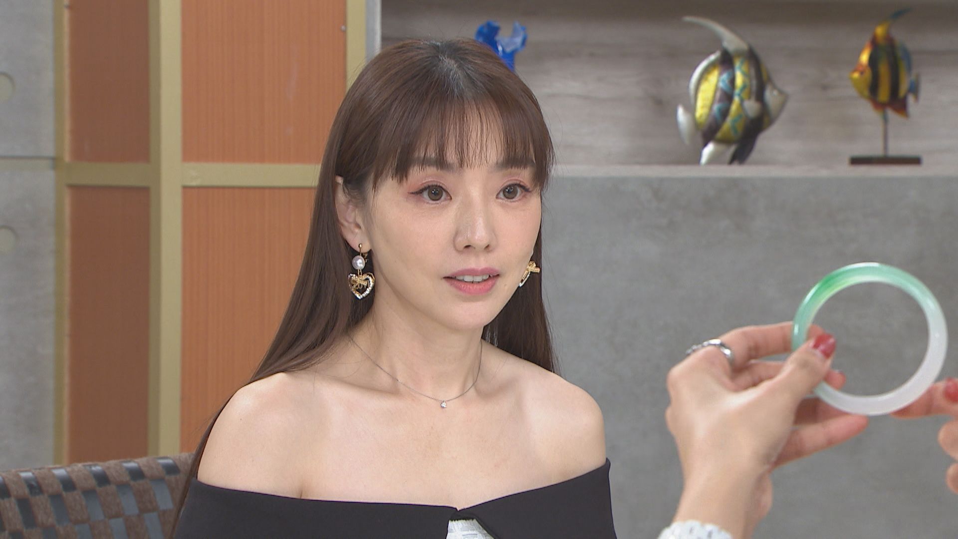 賴芊合在民視8點檔《市井豪門》演出見錢眼開的瑜珈老師潔西卡。（民視提供）