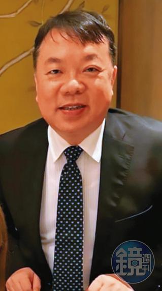 連鎖醫美診所老闆簡昭隆(圖)遭多名員工指控是黑心商人、慣老闆。(讀者提供)