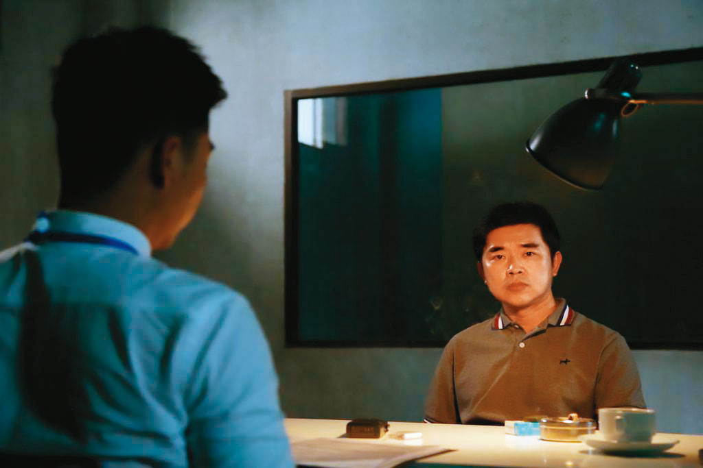 台灣聯手澳洲與荷蘭警方逮捕謝志樂,瓦解全球最大跨國販毒網,引起各國媒體爭相報導。(翻攝Discovery頻道)