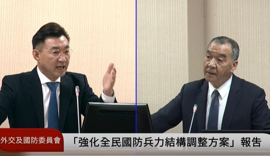 國防部長邱國正備詢時證實，台美就美軍東亞儲備彈藥是否改放台灣正在討論。（翻攝自國會頻道 YT）