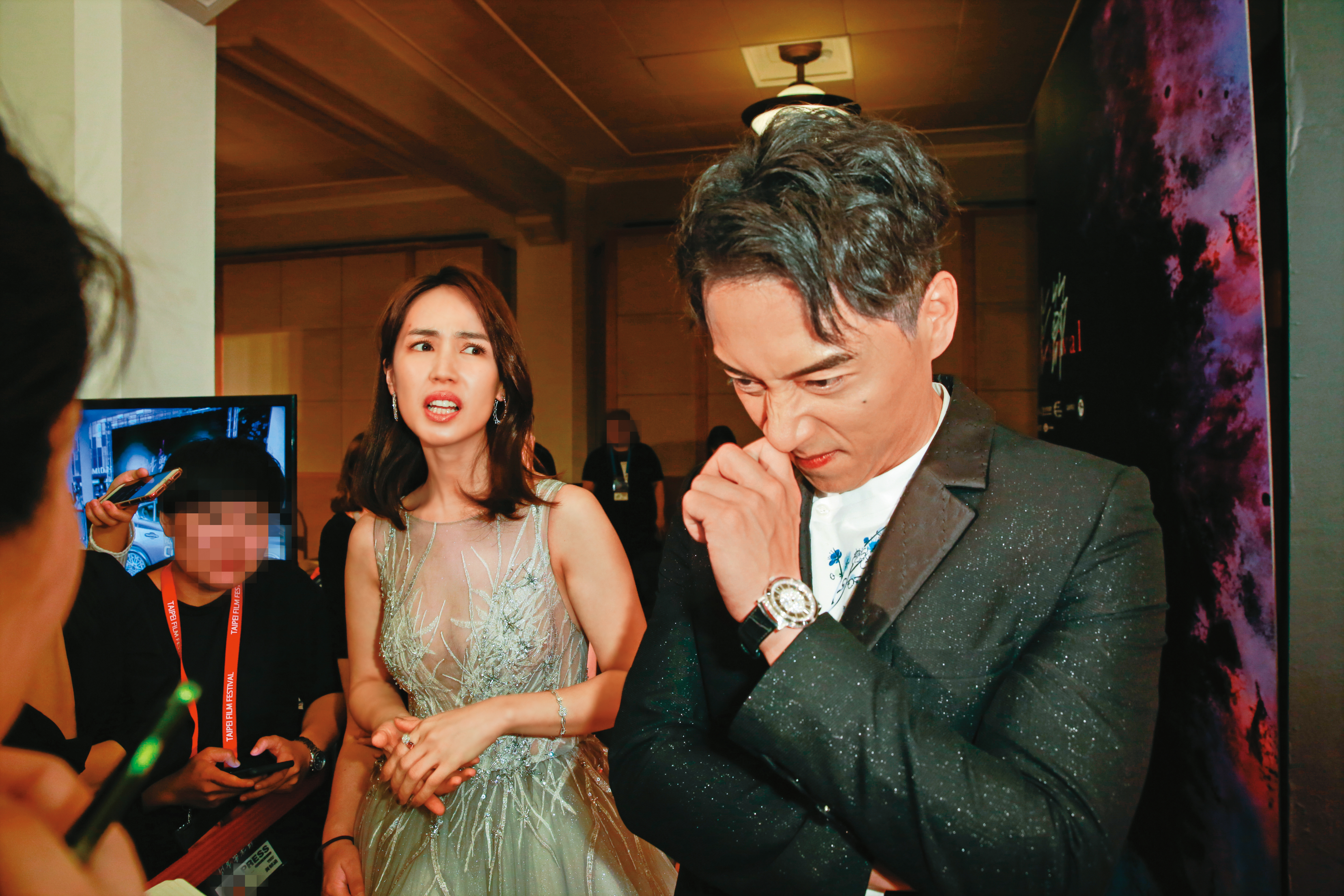 鄭人碩（右）與小薰（左）穩交4年多，外界看好戀情開花結果，卻突傳出兩人情變。