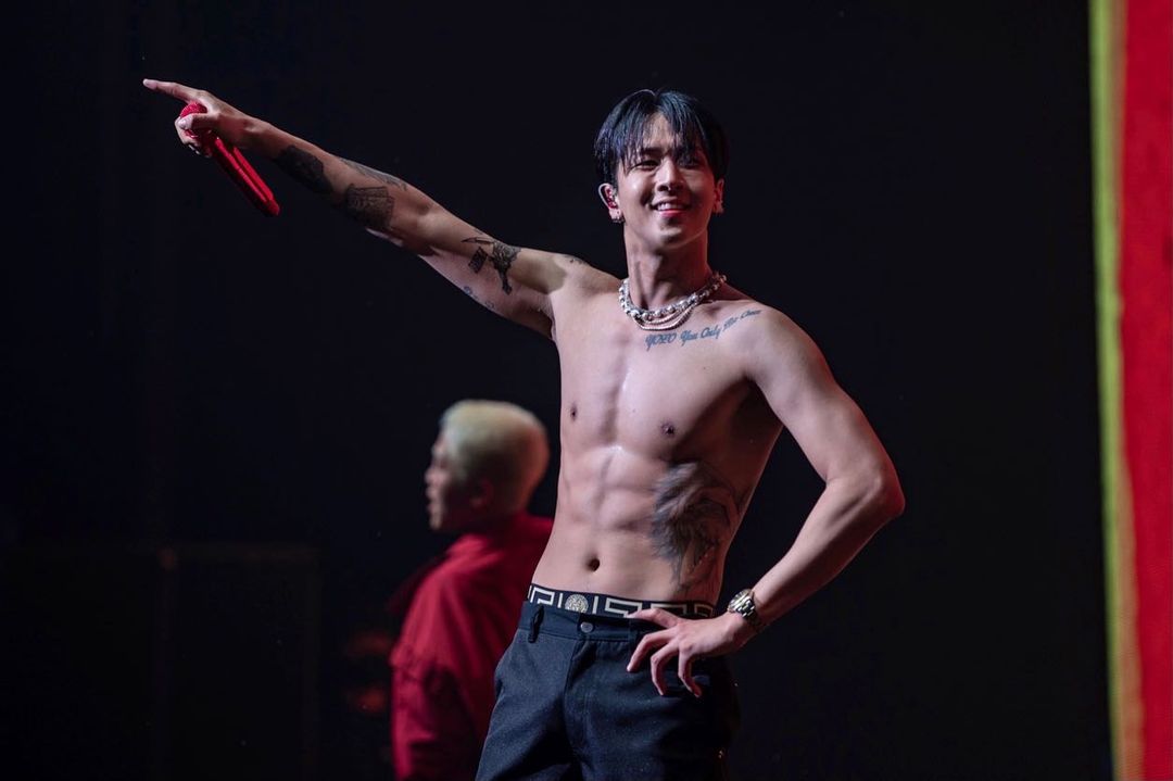 Ravi去年10月入伍服替代役，卻遭爆利用偽造診斷證明逃兵，他也已認罪。（翻攝自Ravi Instagram）